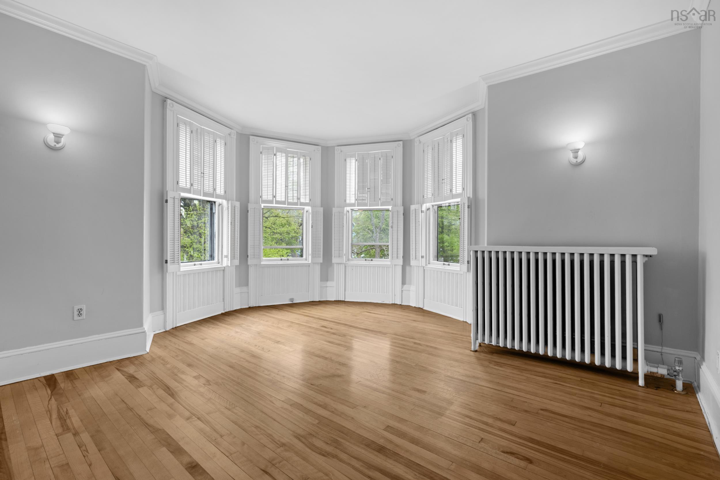 $499,900.00: 3 1991 Prince Arthur Street, Halifax
