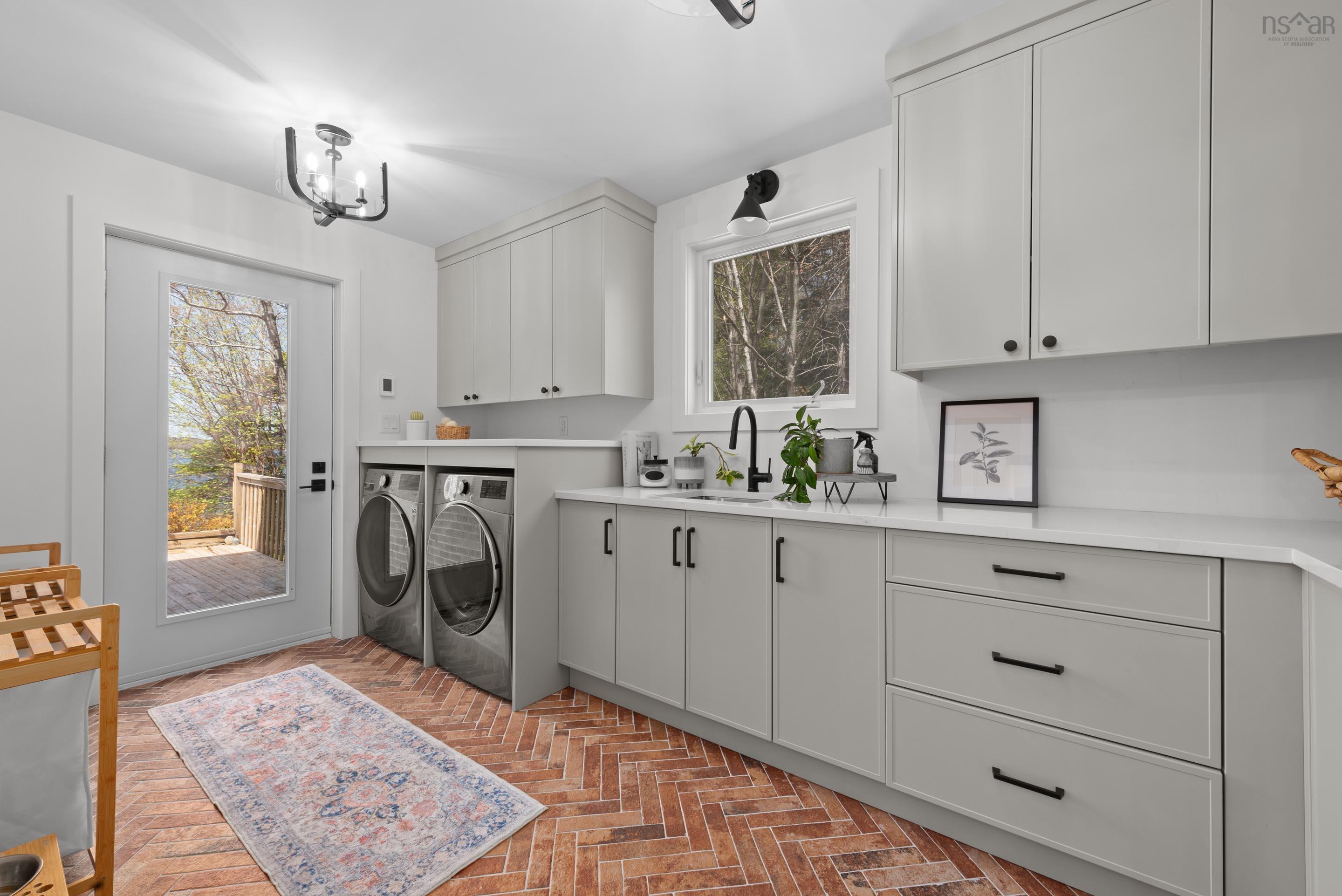$1,100,000.00: 32 Winley Drive, Windsor Junction