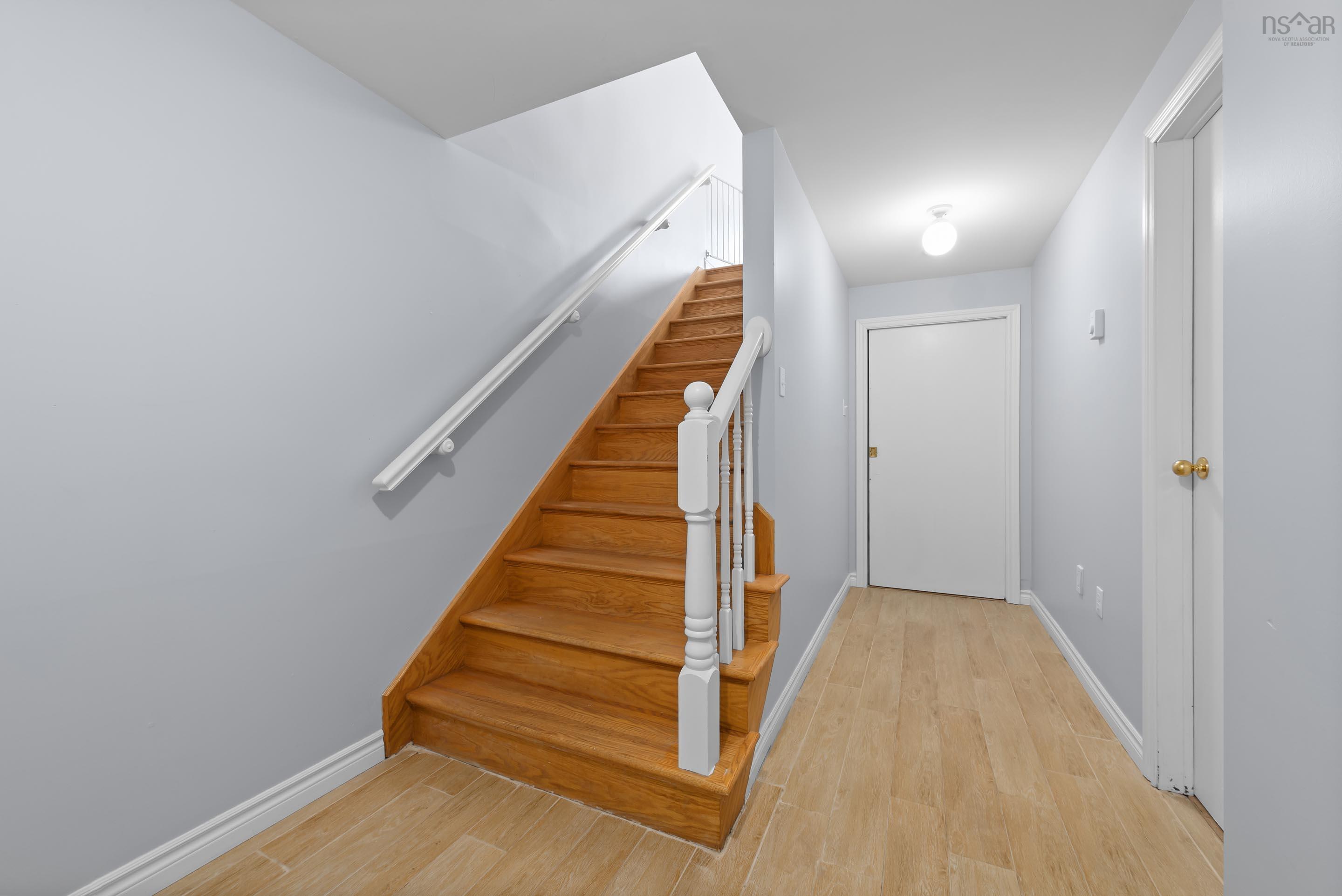 $1,100,000.00: 32 Winley Drive, Windsor Junction