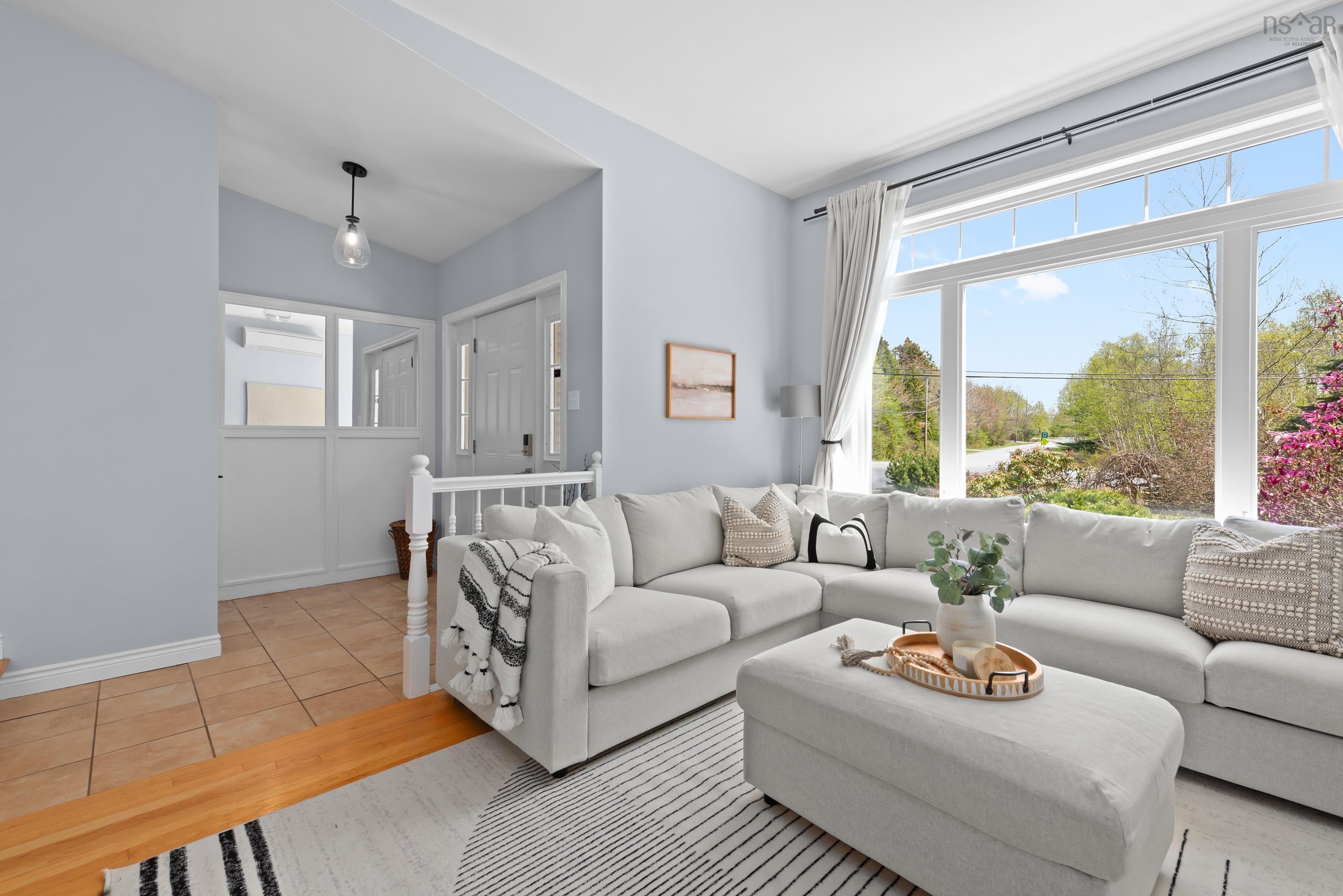 $1,100,000.00: 32 Winley Drive, Windsor Junction