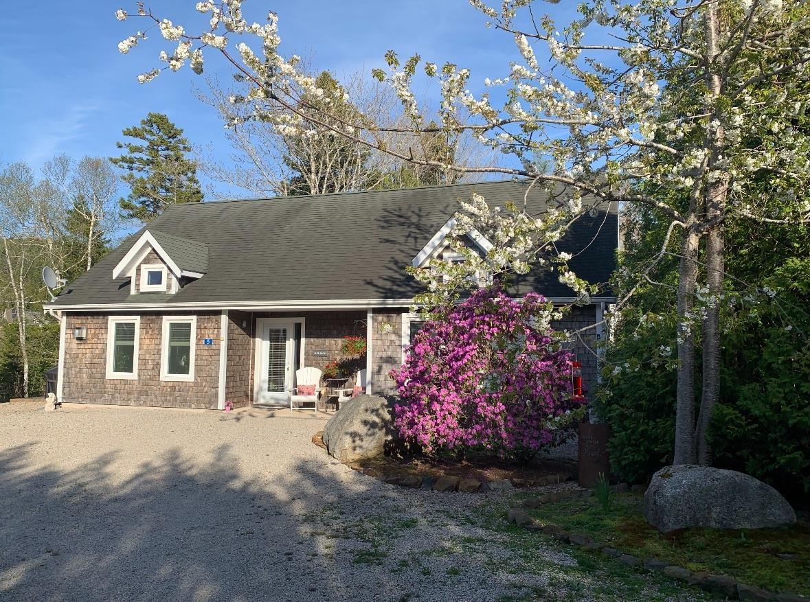 $539,900.00: 5 Spinnaker Drive, Deep Cove