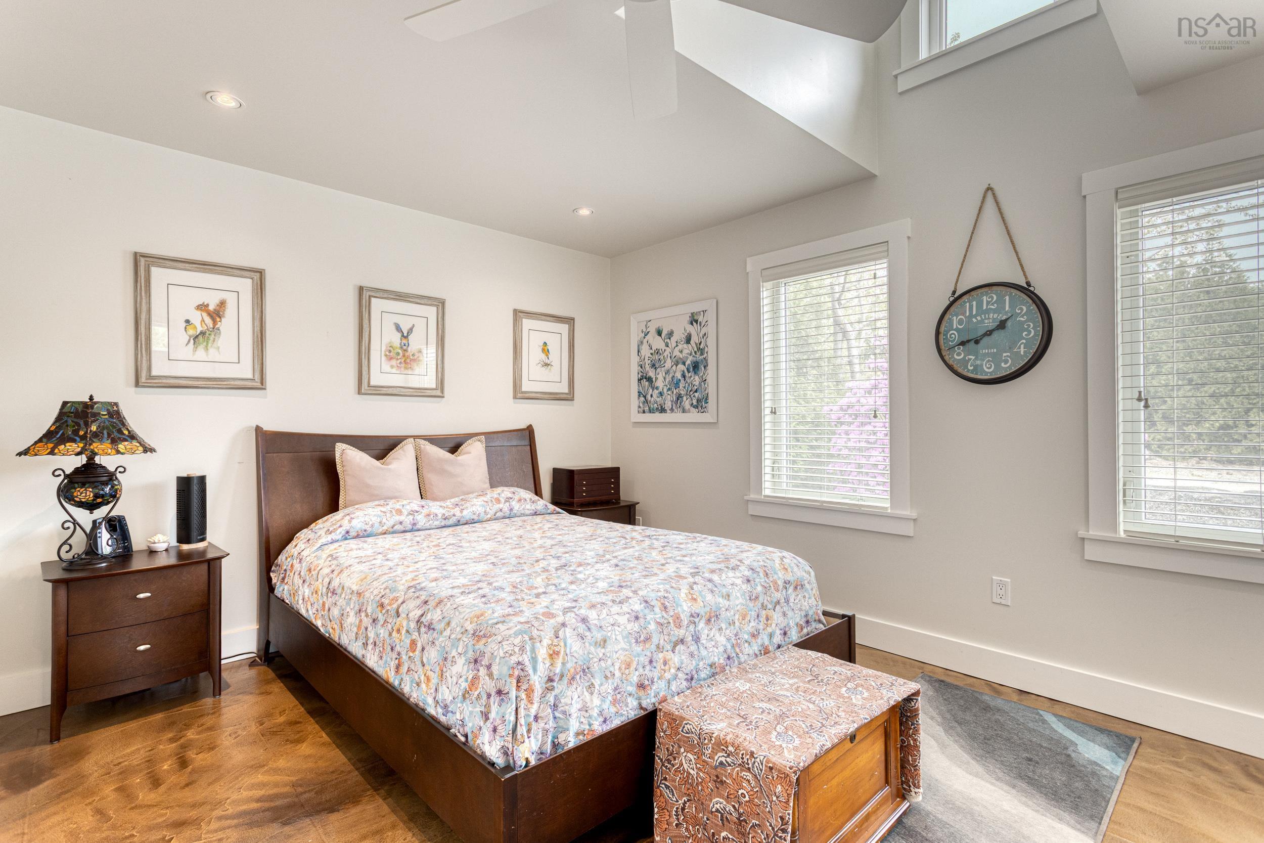 $539,900.00: 5 Spinnaker Drive, Deep Cove