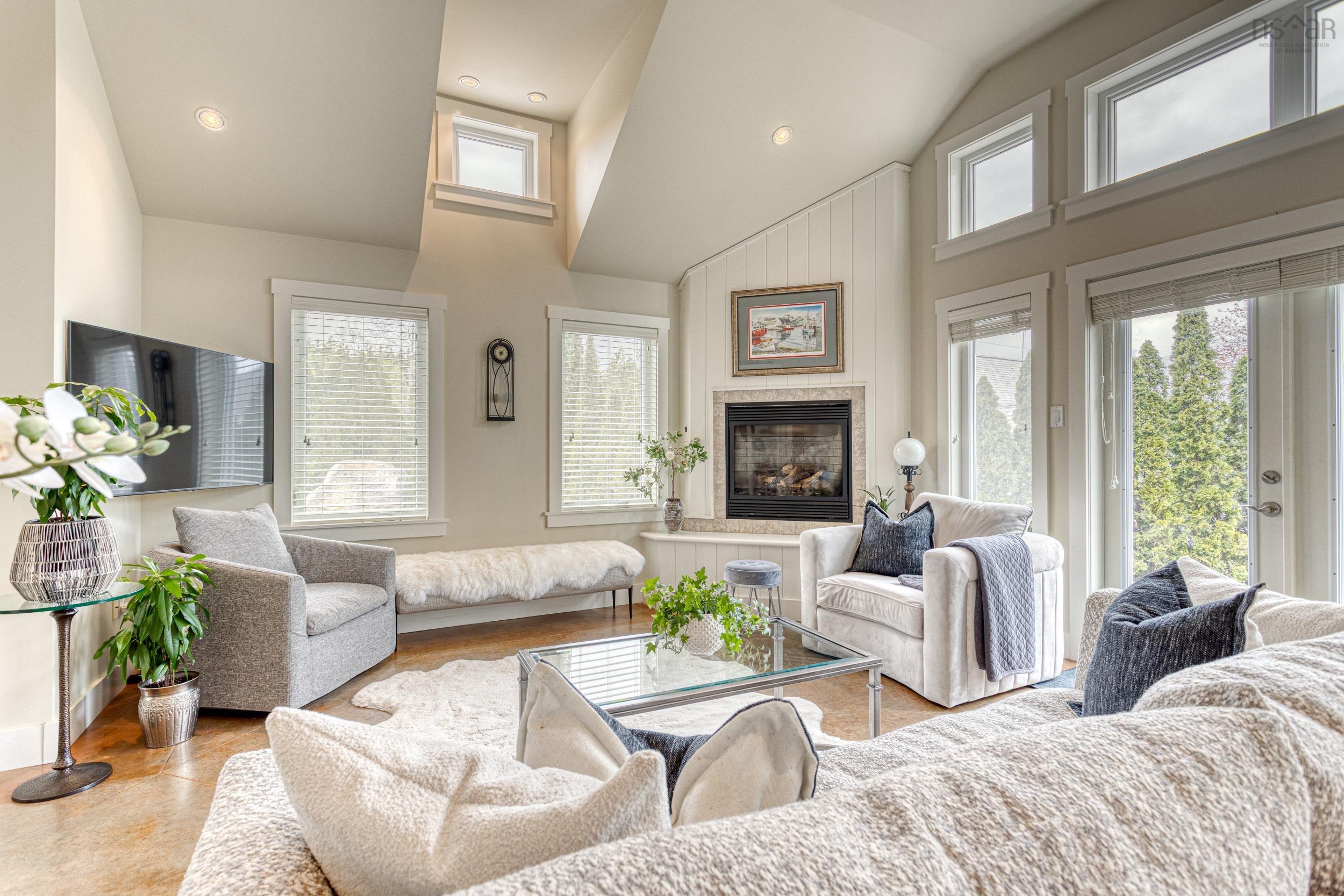 $539,900.00: 5 Spinnaker Drive, Deep Cove