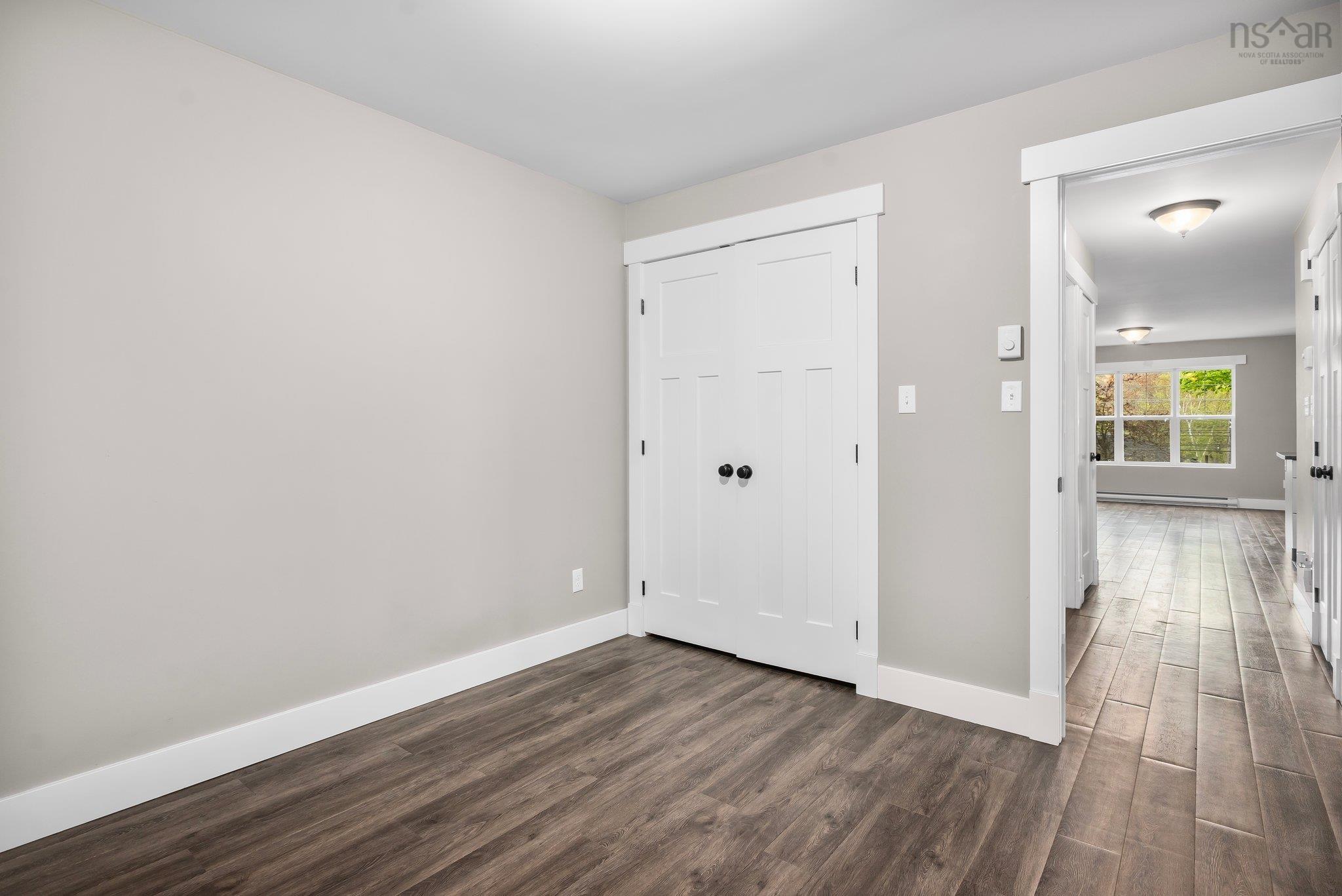 $514,900.00: 392 Rocky Lake Drive, Bedford