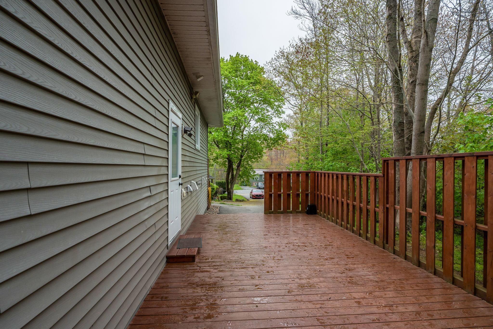 $514,900.00: 392 Rocky Lake Drive, Bedford
