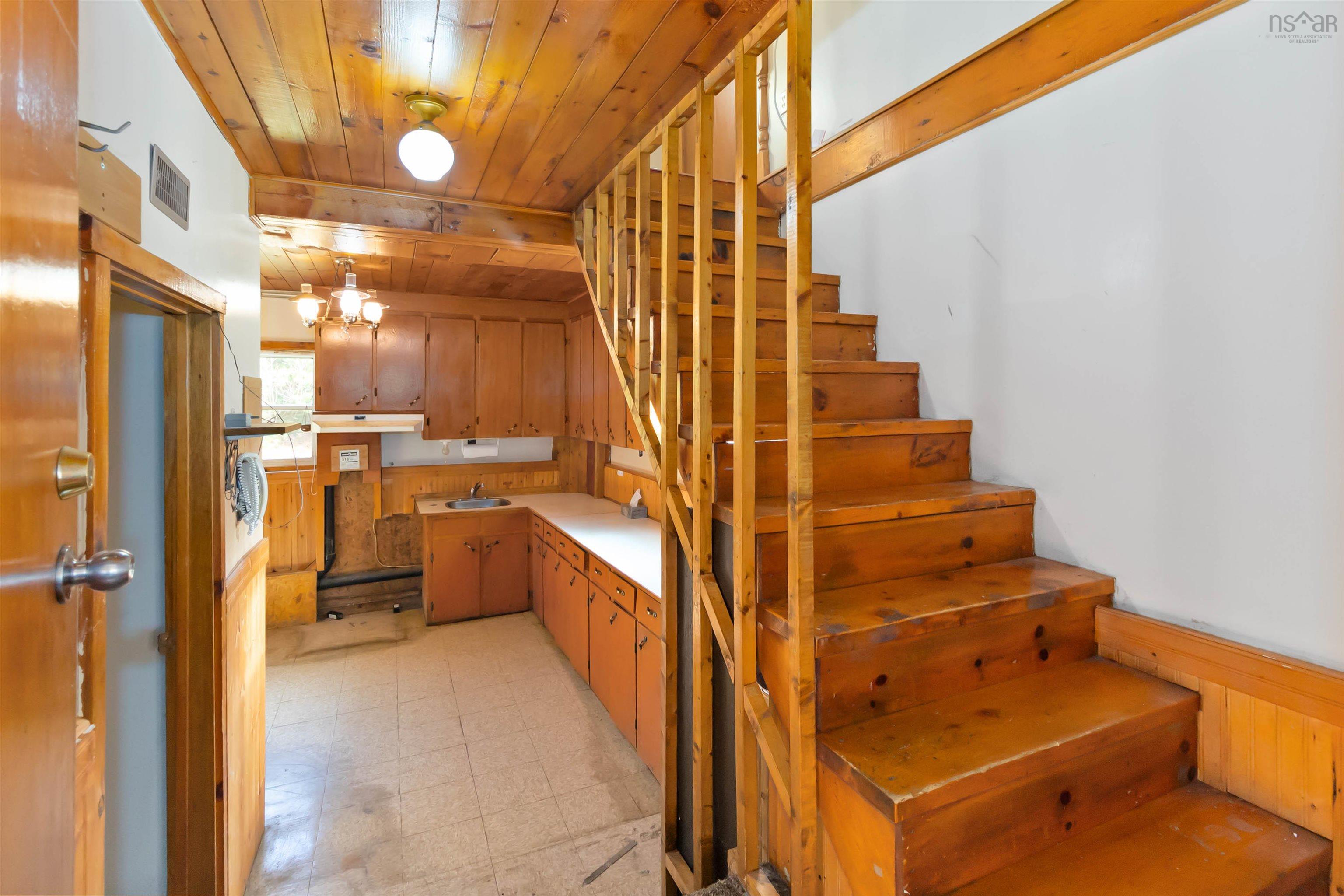 $199,000.00: 178 Fairmont Street, Mahone Bay