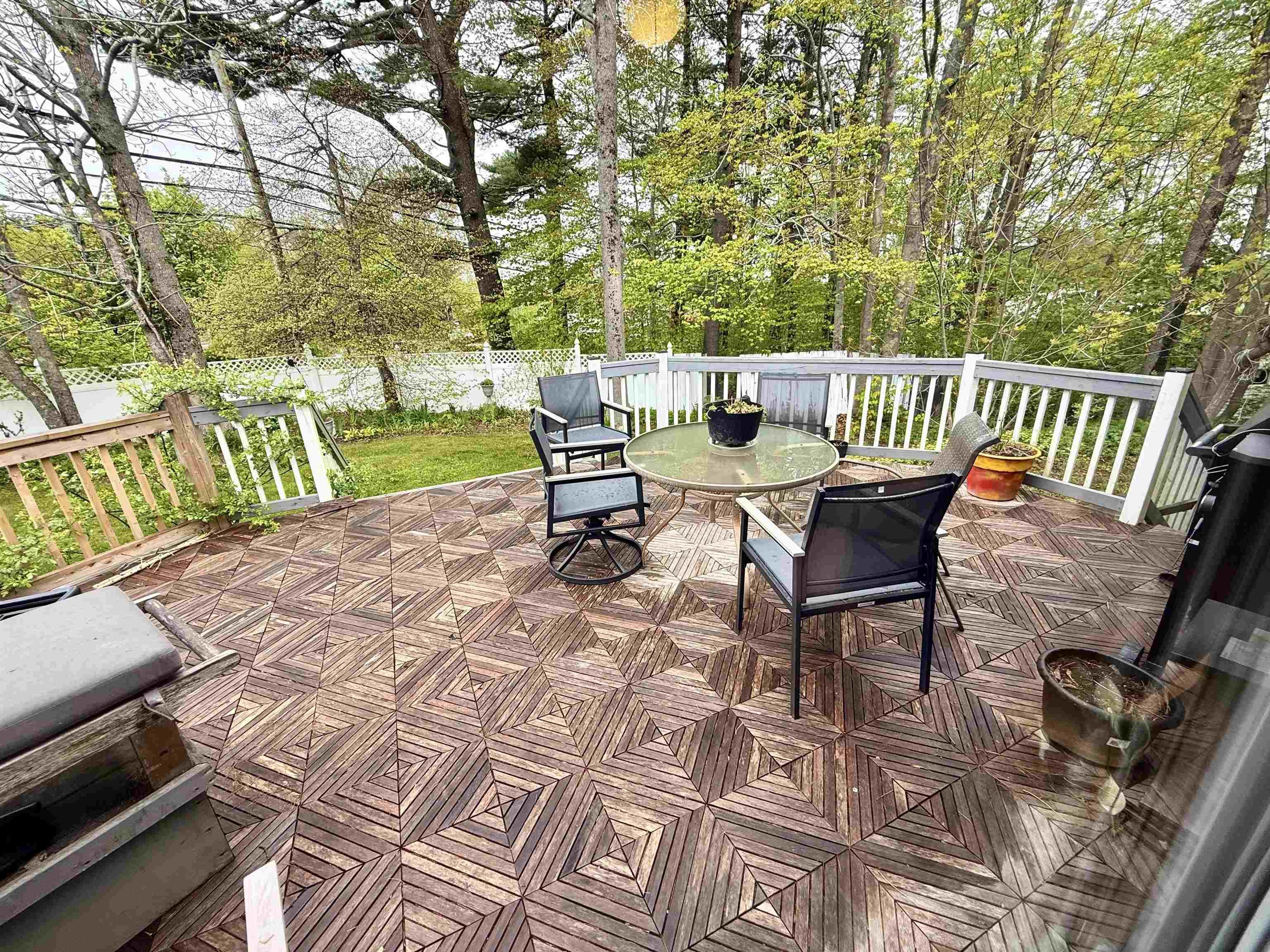 $299,900.00: 14 Centennial Street, Bridgewater