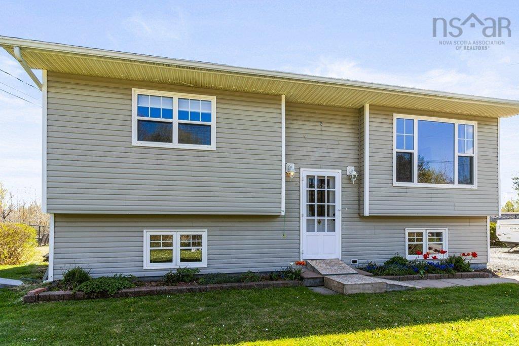 $519,900.00: 1 Martin Court, Lantz