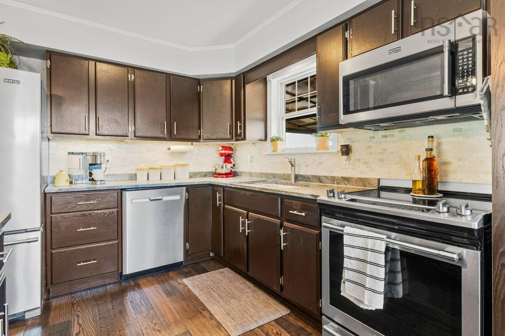 $519,900.00: 1 Martin Court, Lantz