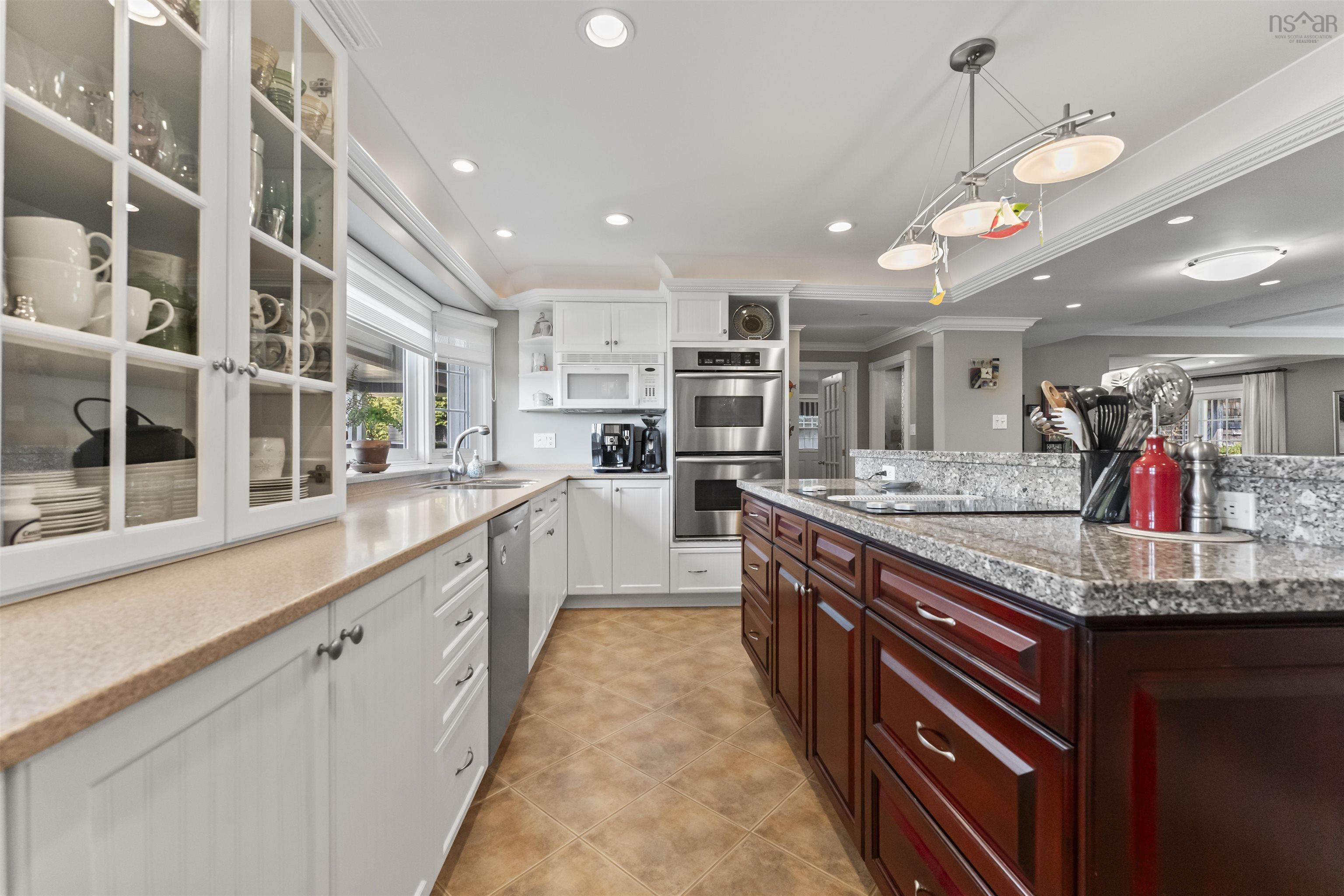 $1,589,900.00: 1731 Dunvegan Drive, Halifax