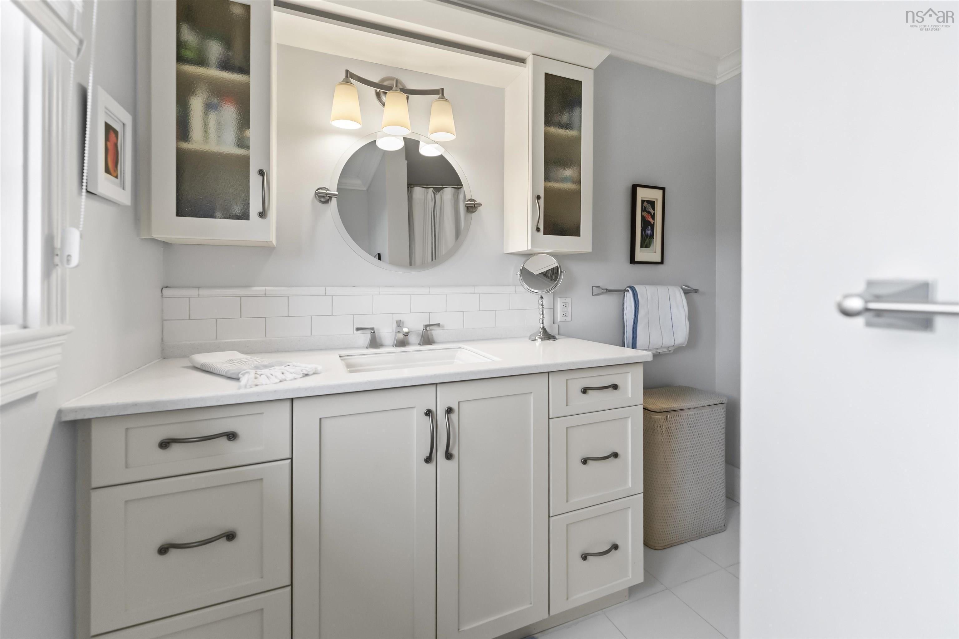 $1,589,900.00: 1731 Dunvegan Drive, Halifax