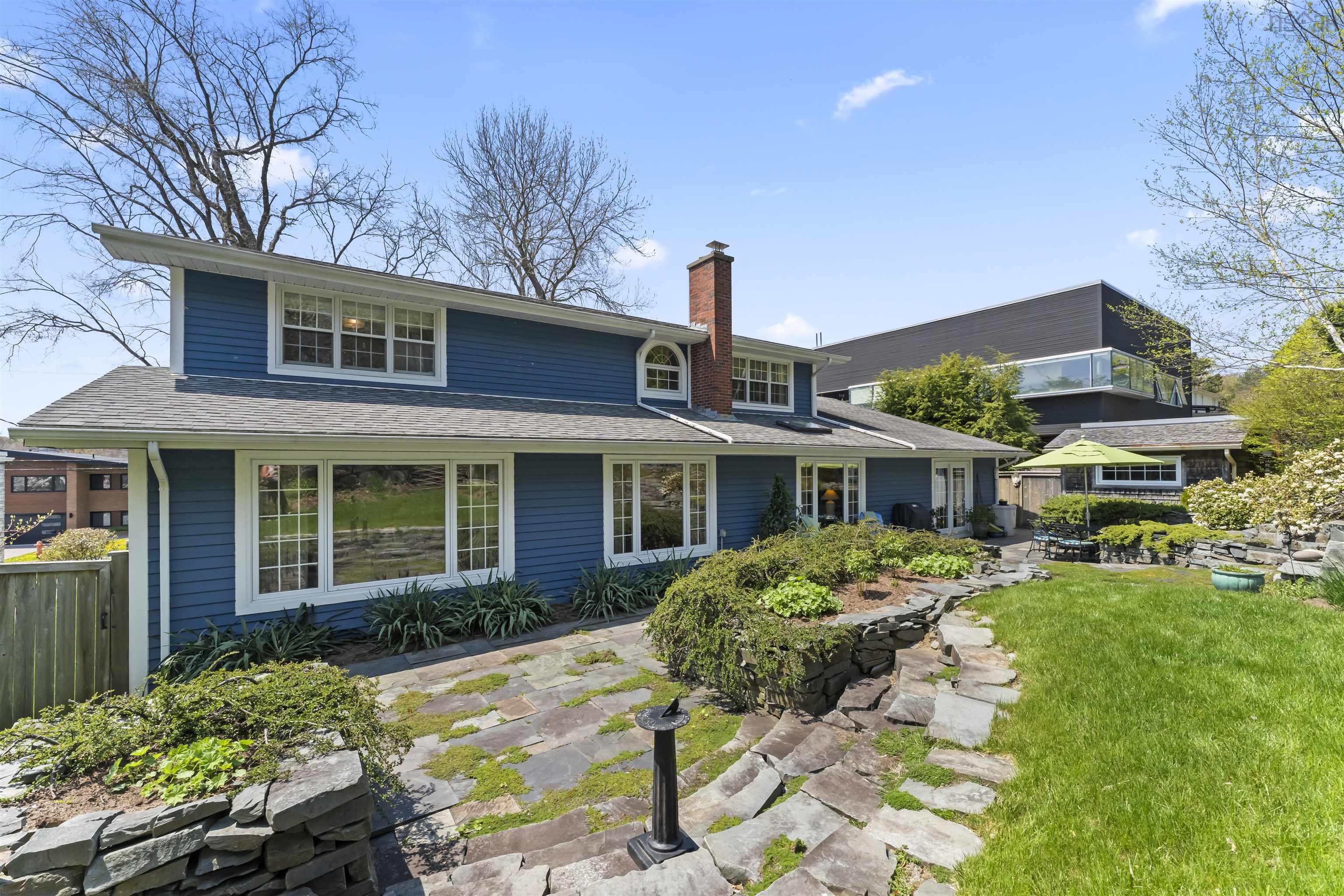 $1,589,900.00: 1731 Dunvegan Drive, Halifax