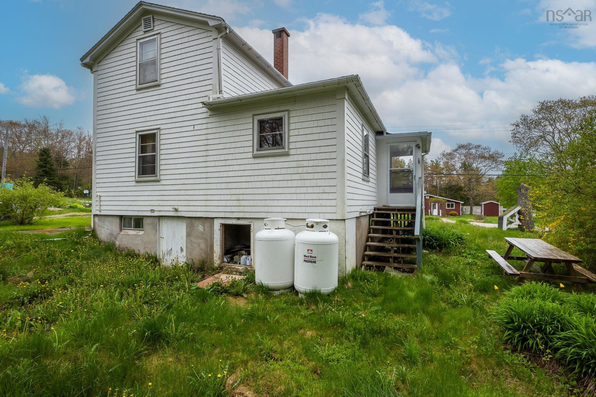 $249,900.00: 89 Highway 12, Chester Basin