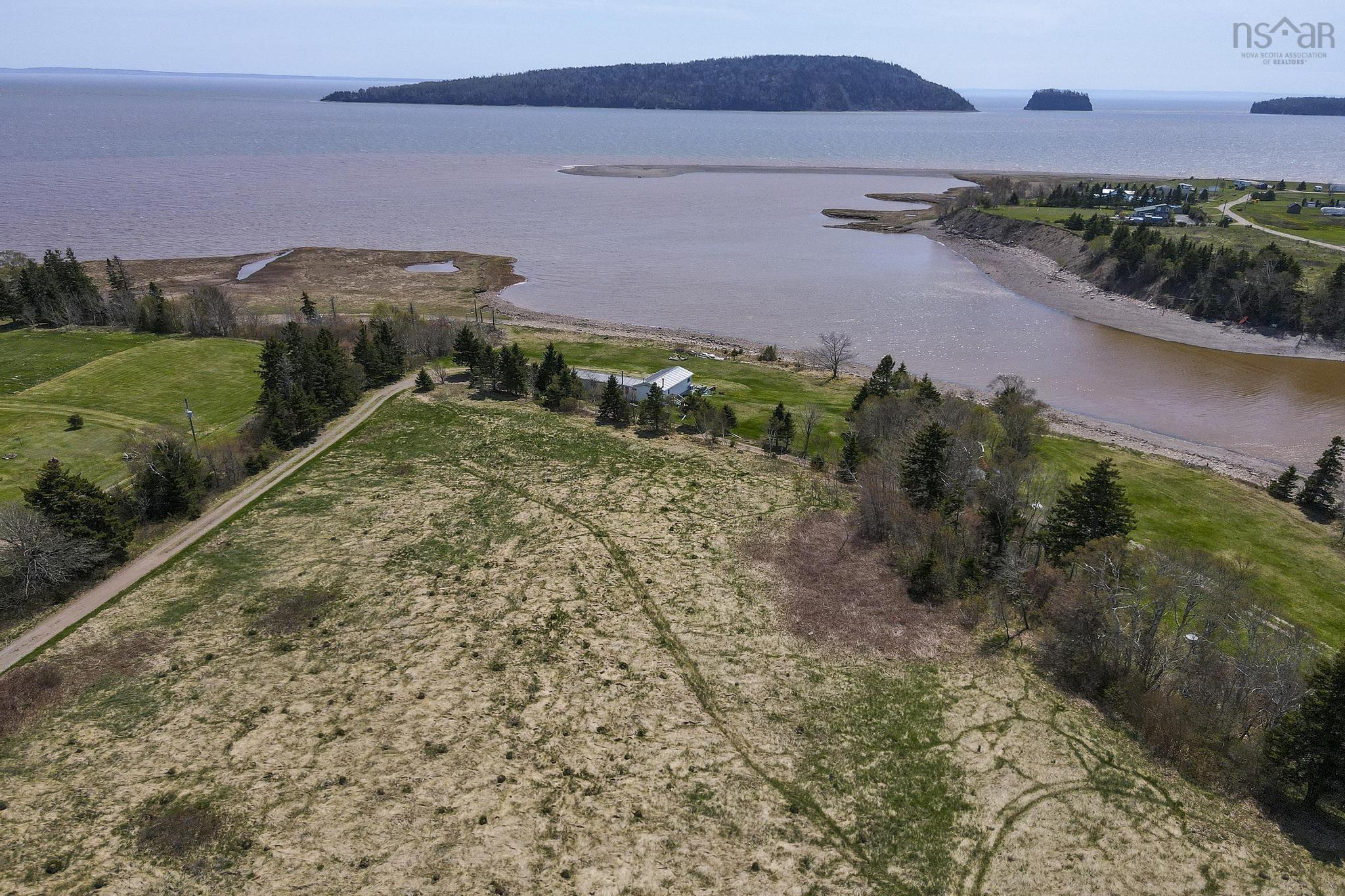 $154,900.00: 432 Hwy 2, Lower Five Islands