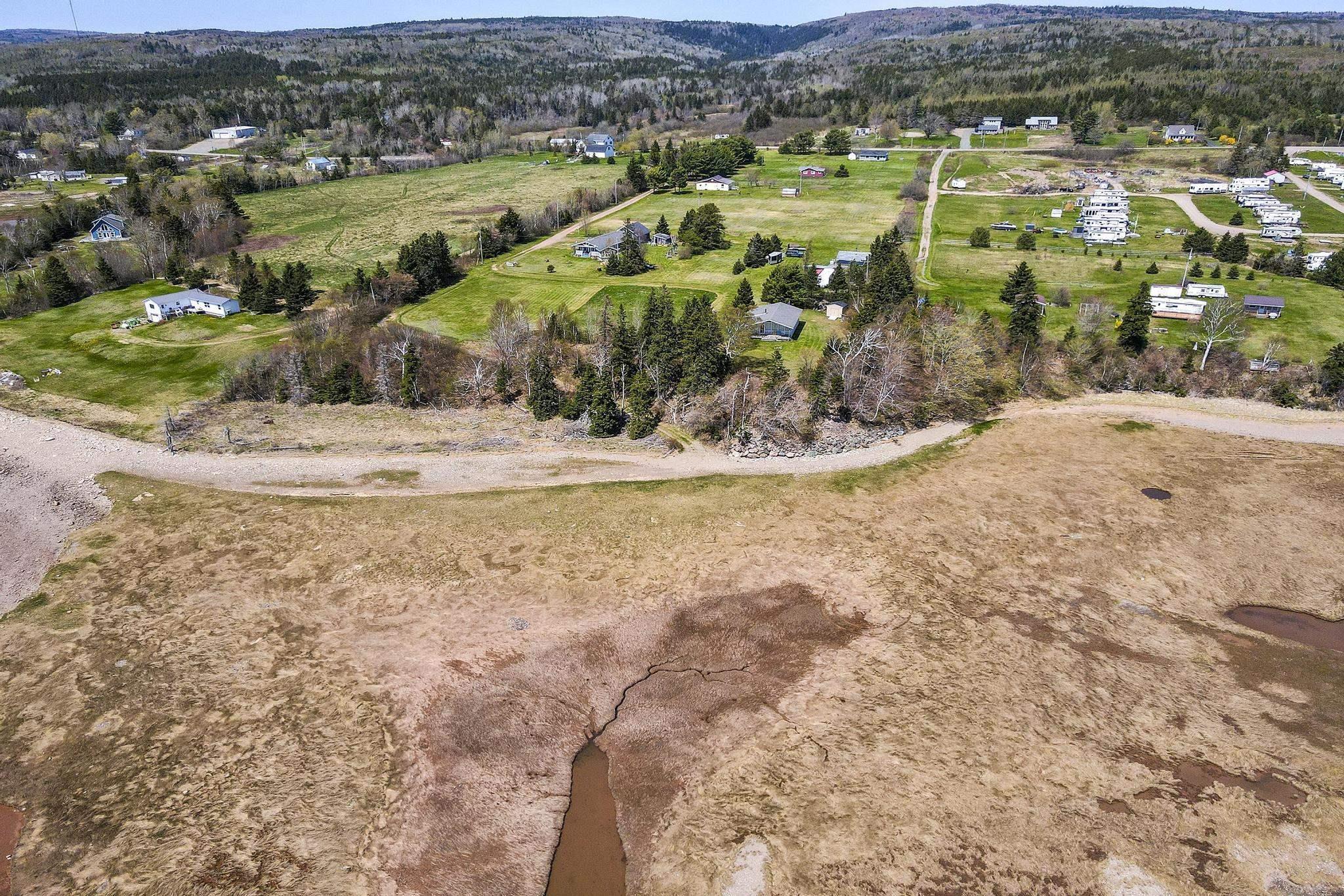 $154,900.00: 432 Hwy 2, Lower Five Islands