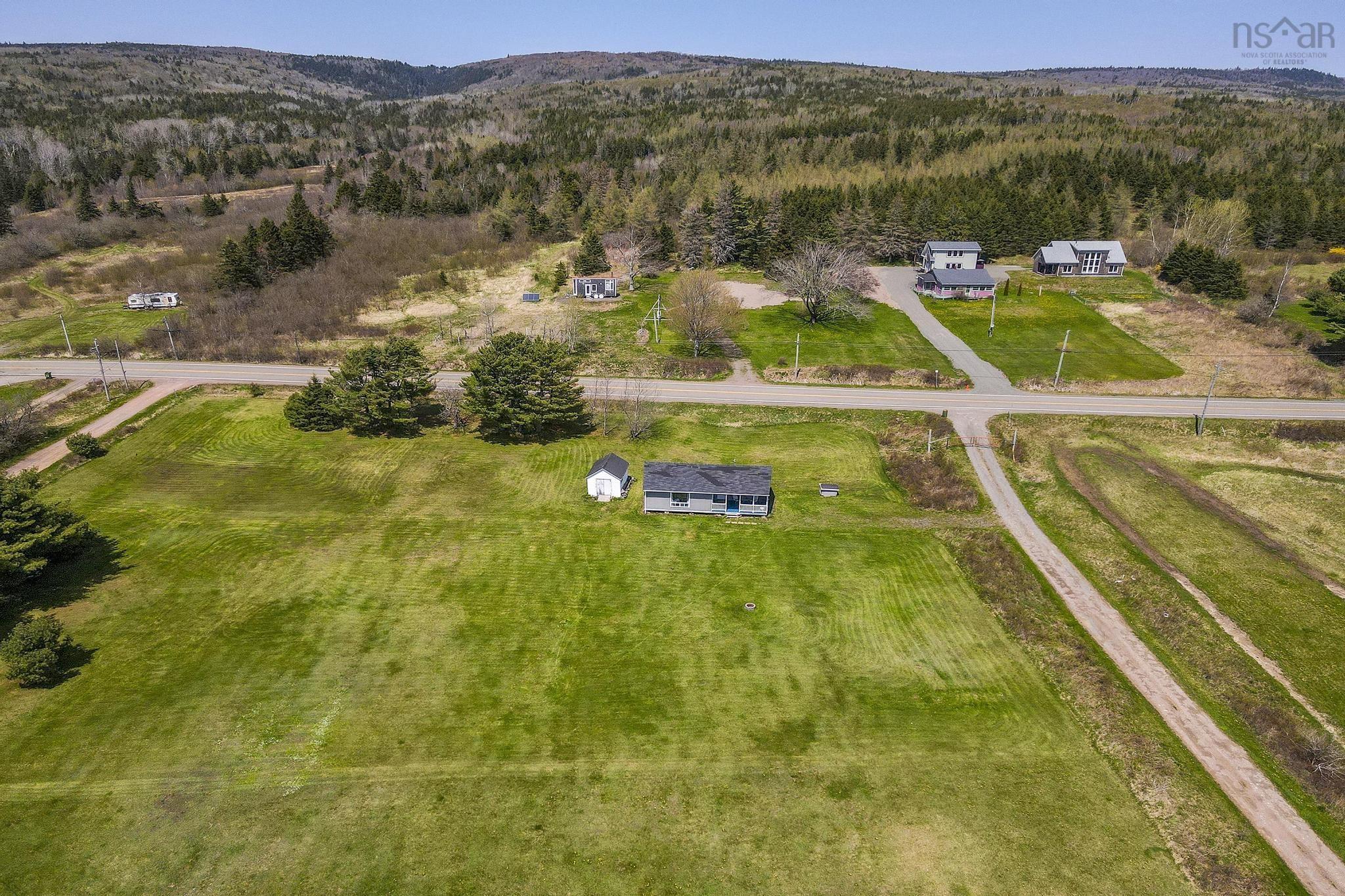 $154,900.00: 432 Hwy 2, Lower Five Islands