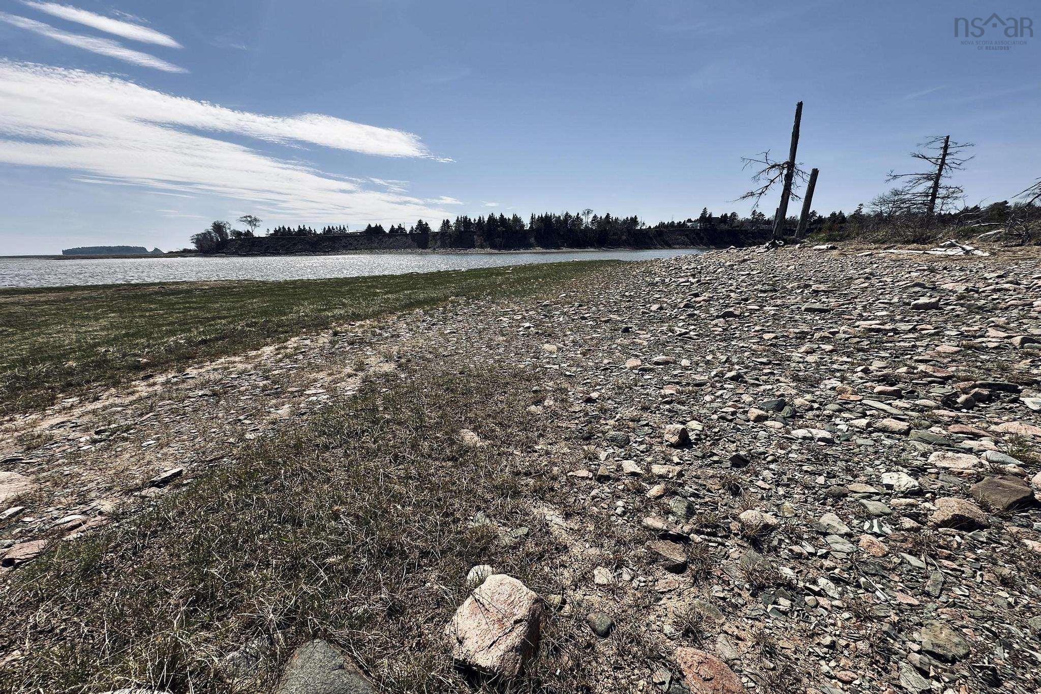 $154,900.00: 432 Hwy 2, Lower Five Islands