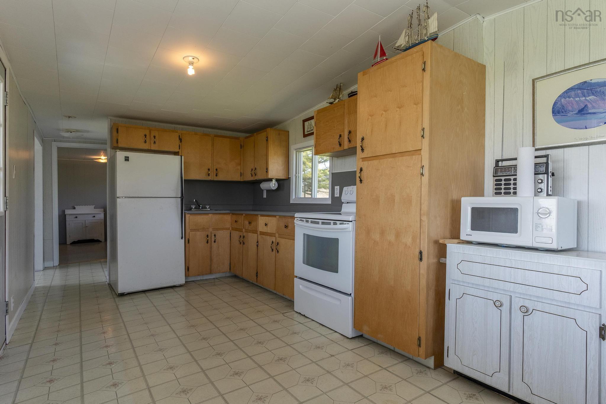 $154,900.00: 432 Hwy 2, Lower Five Islands