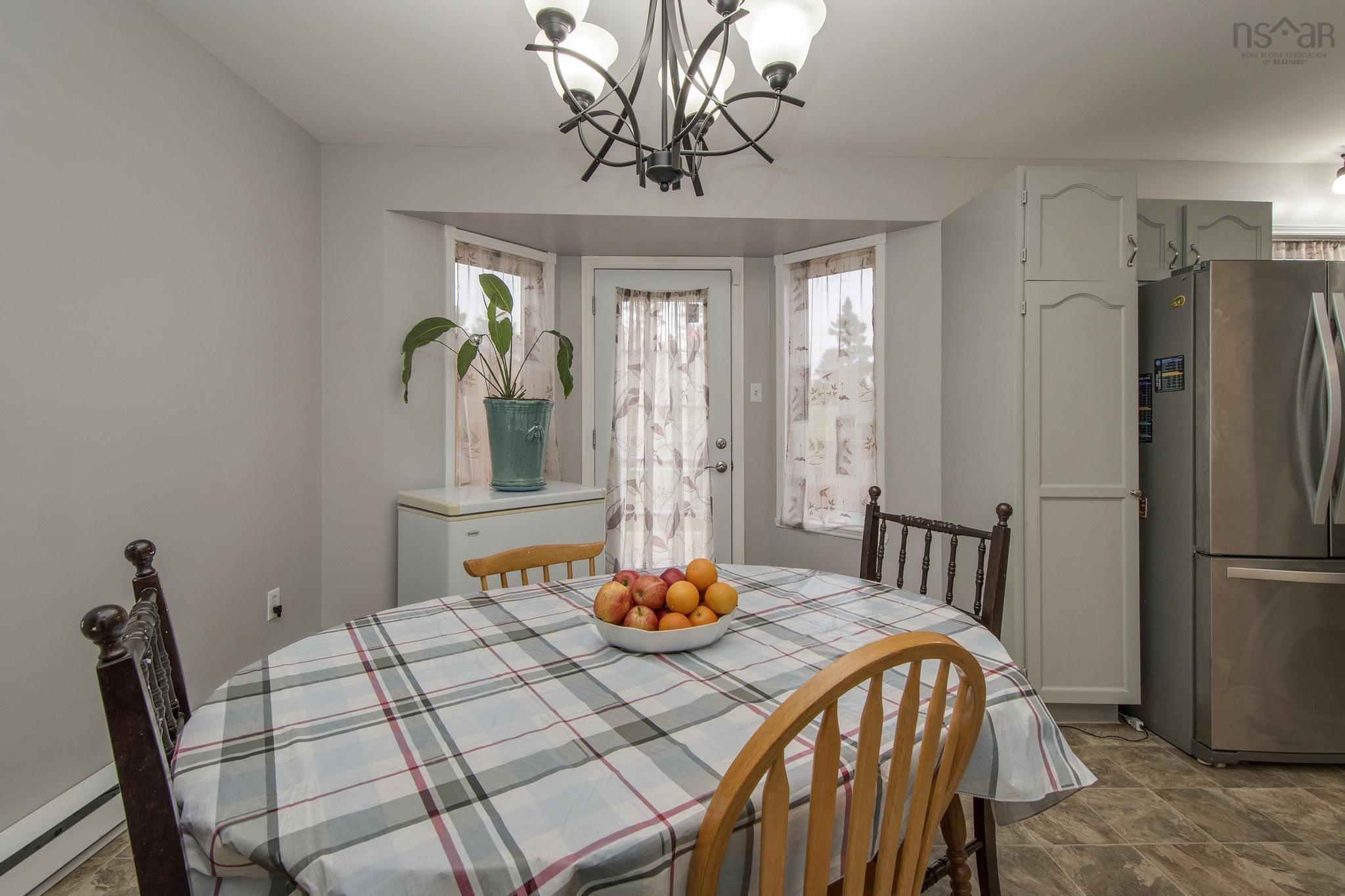 $399,900.00: 62 Thorncrest Court, Eastern Passage