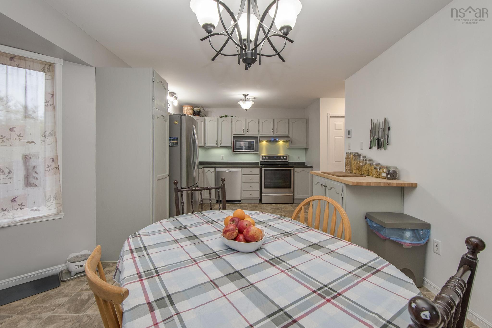 $399,900.00: 62 Thorncrest Court, Eastern Passage