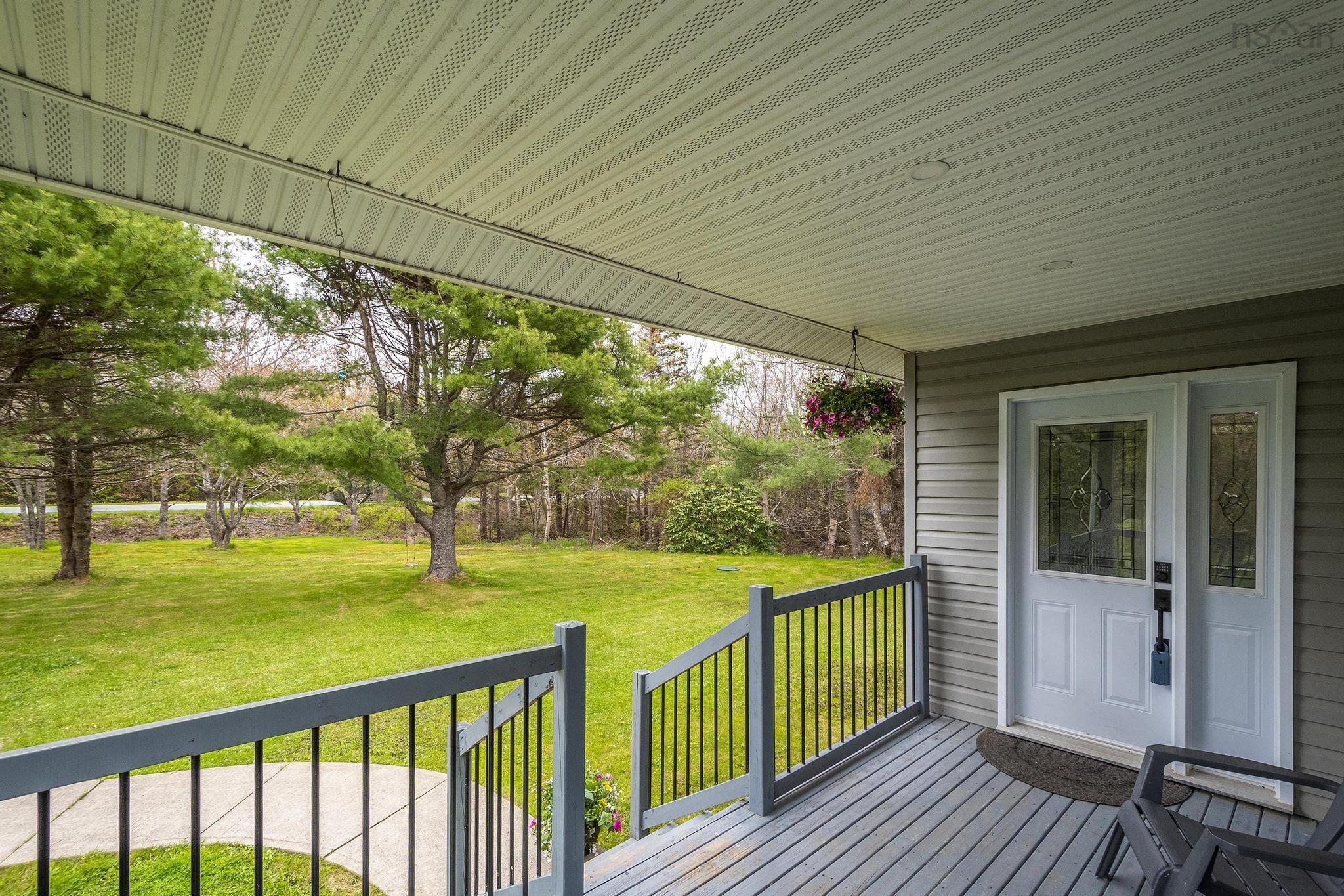 $579,900.00: 83 Greenough Drive, Porters Lake