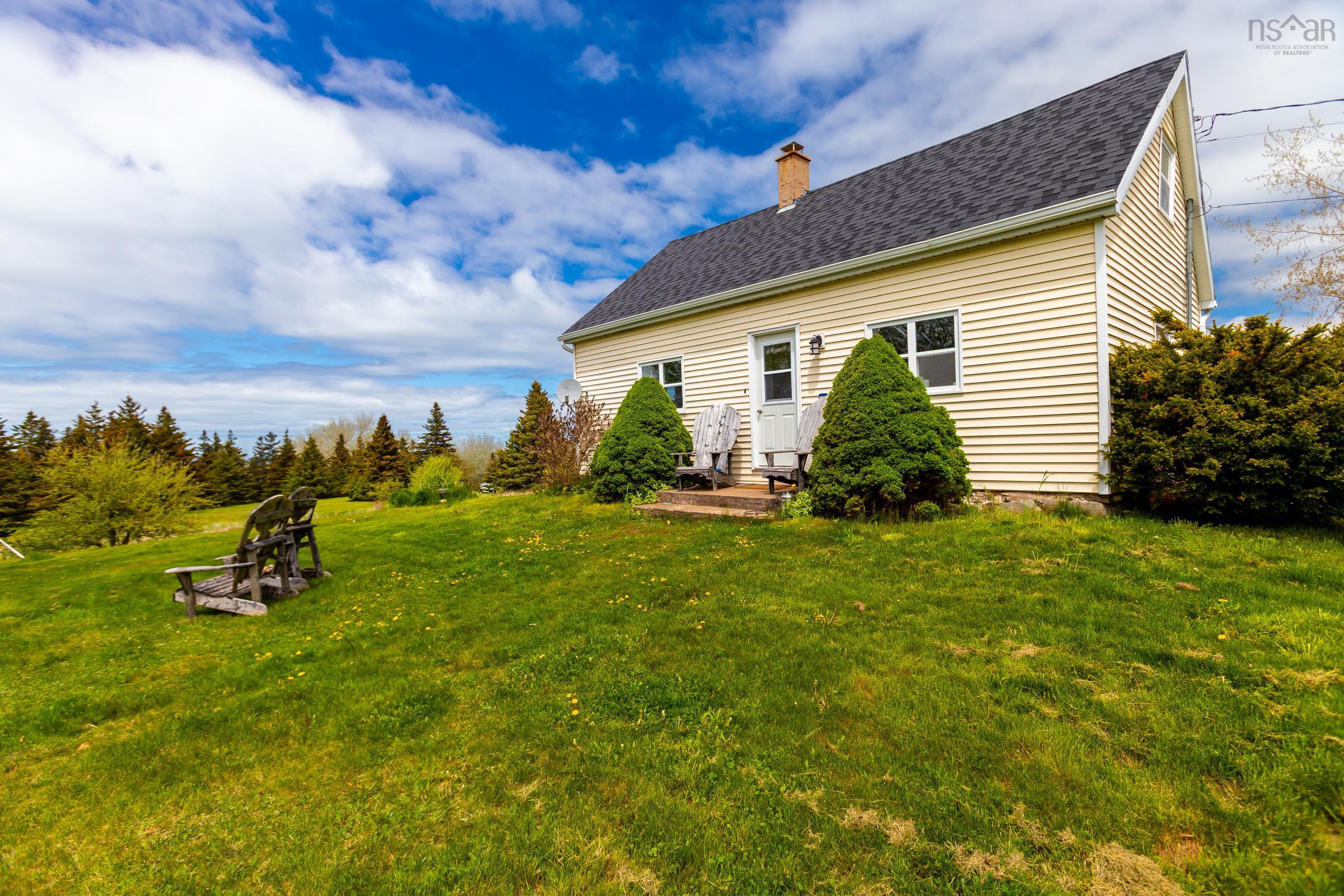 $279,900.00: 2598 Mount Hanley Road, Mount Hanley