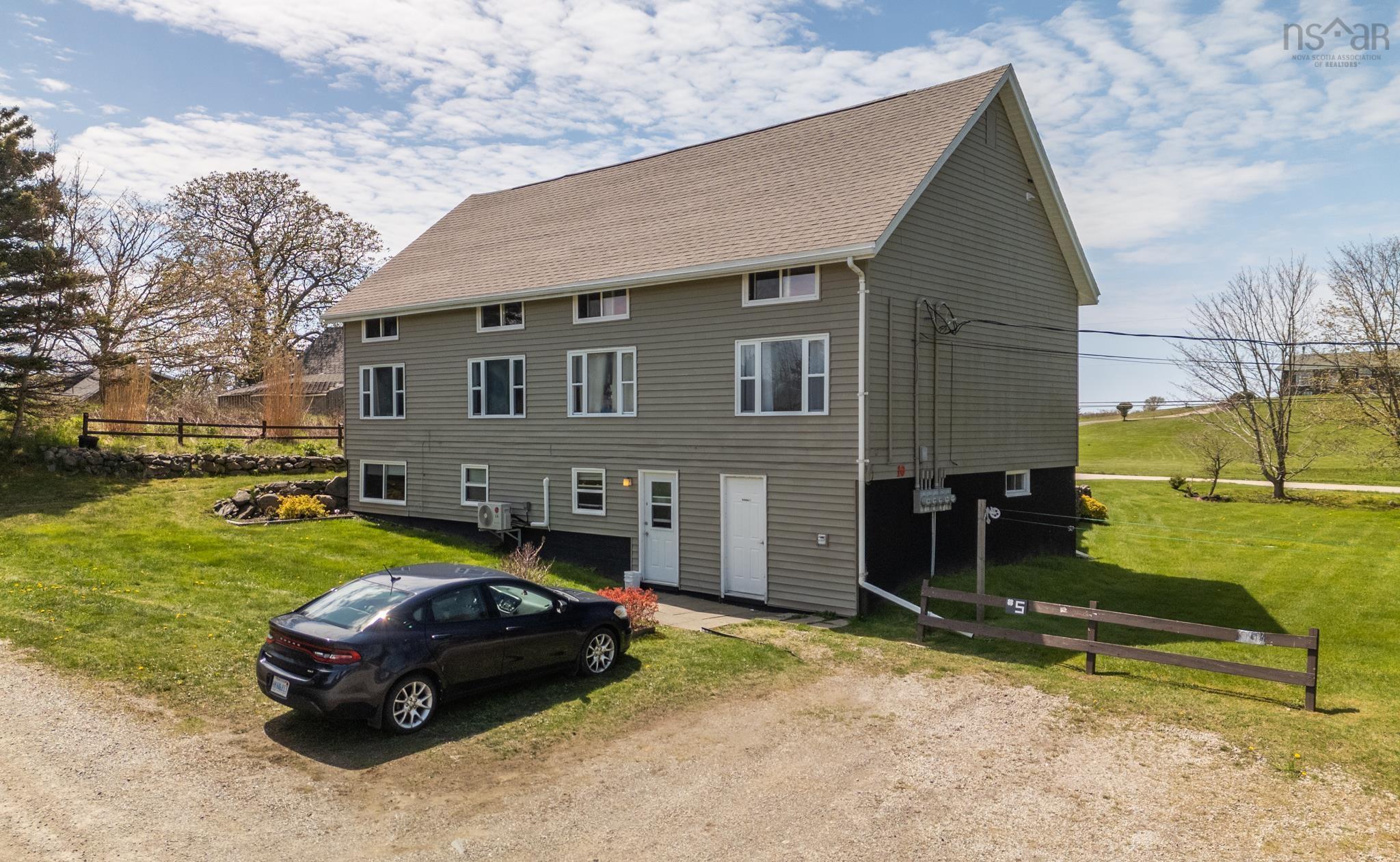 $469,000.00: 10 Dearman Drive, Milton Highlands