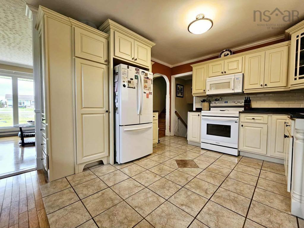 $439,000.00: 431 Mountain Lee Road, Upper Brookside