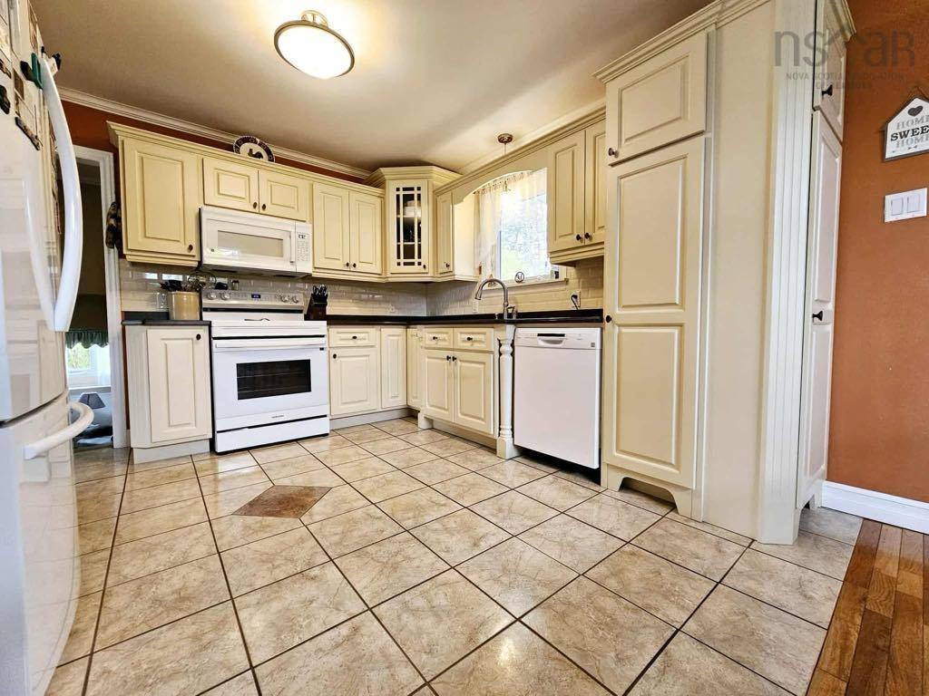 $439,000.00: 431 Mountain Lee Road, Upper Brookside
