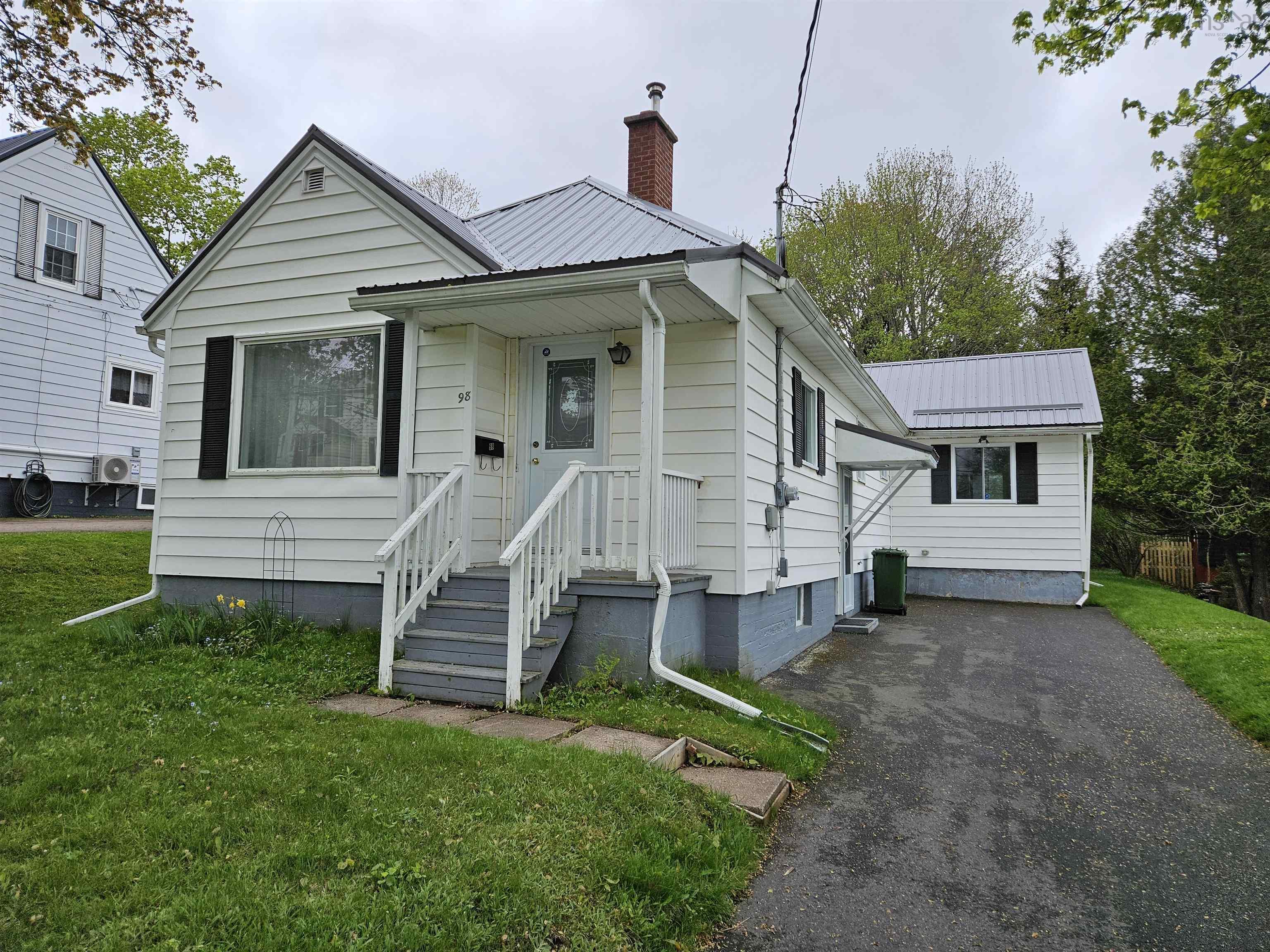 $269,900.00: 98 Wood Street, Truro