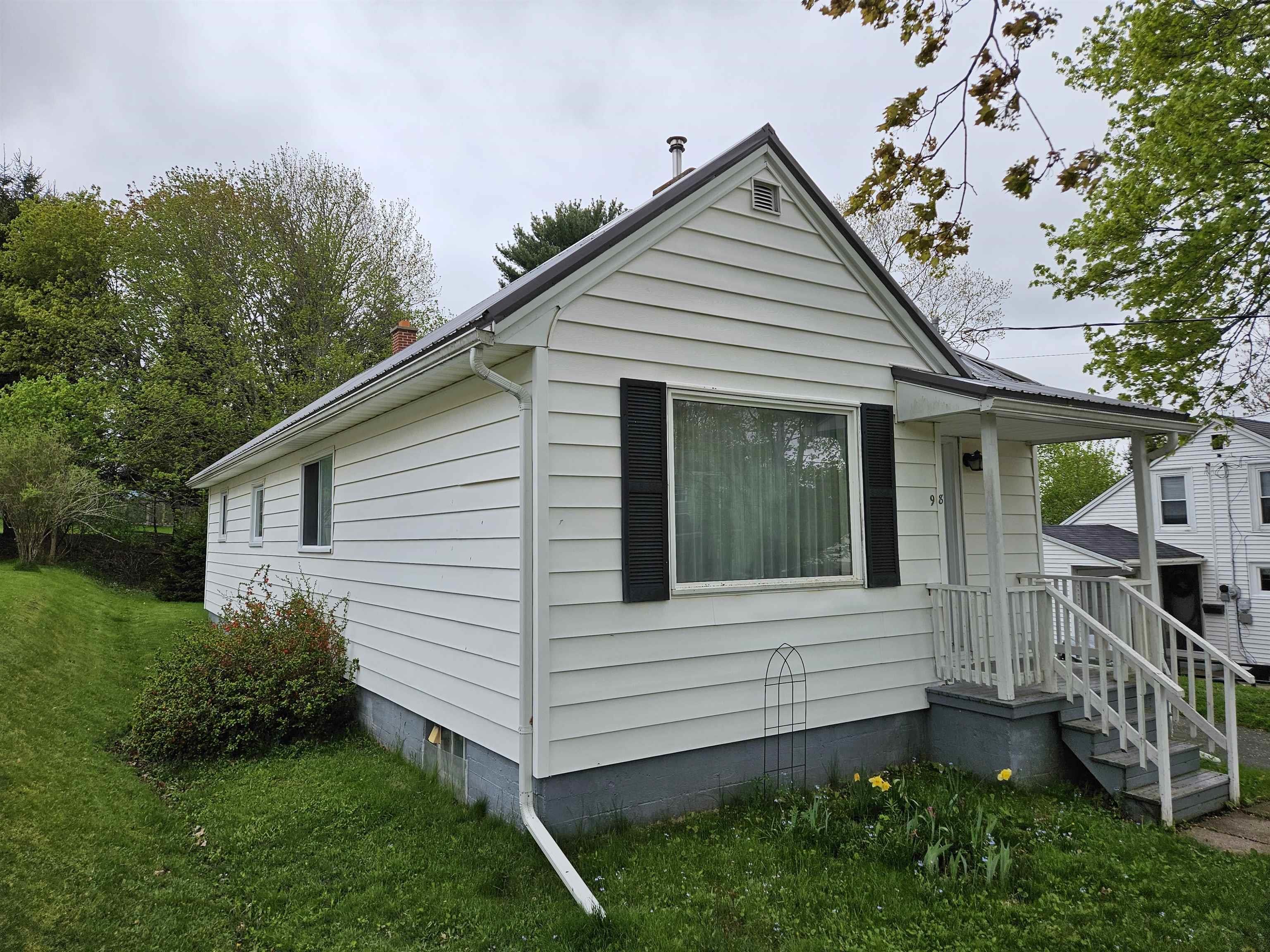 $269,900.00: 98 Wood Street, Truro