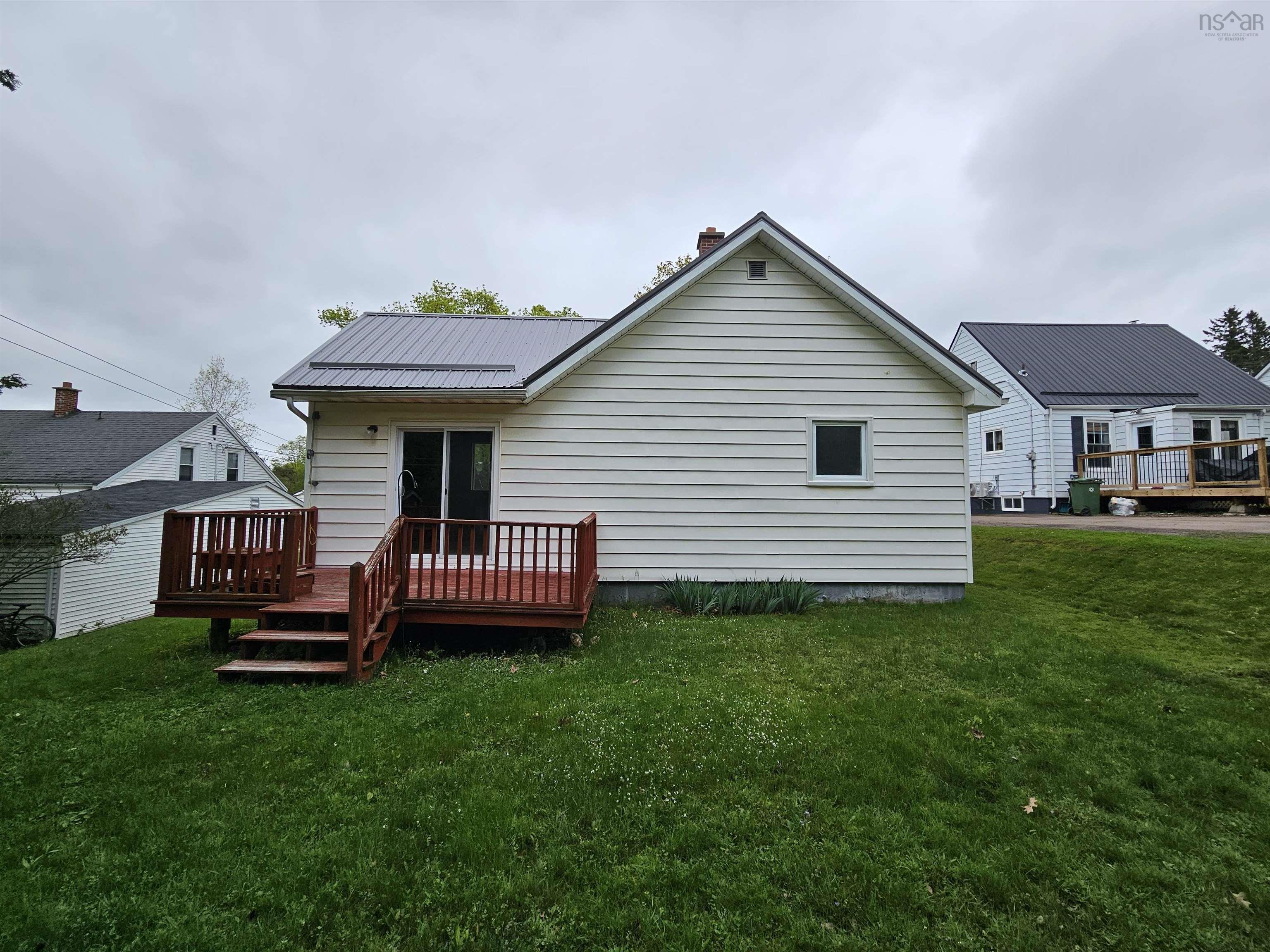 $269,900.00: 98 Wood Street, Truro
