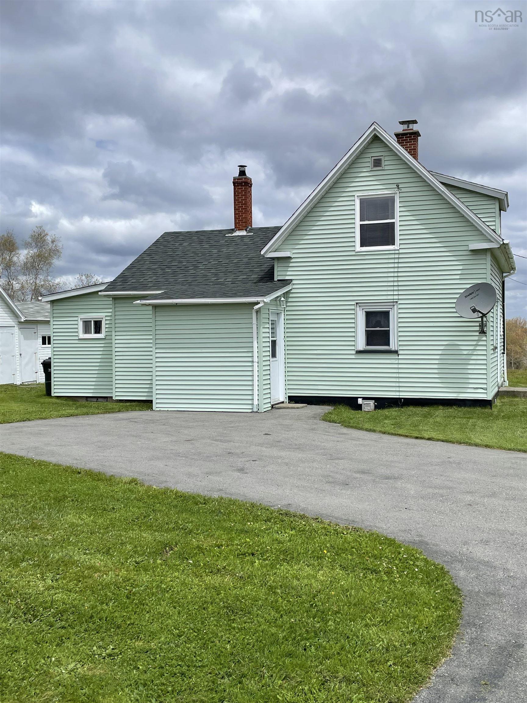 $179,000.00: 3623 Highway 308, Hubbards Point
