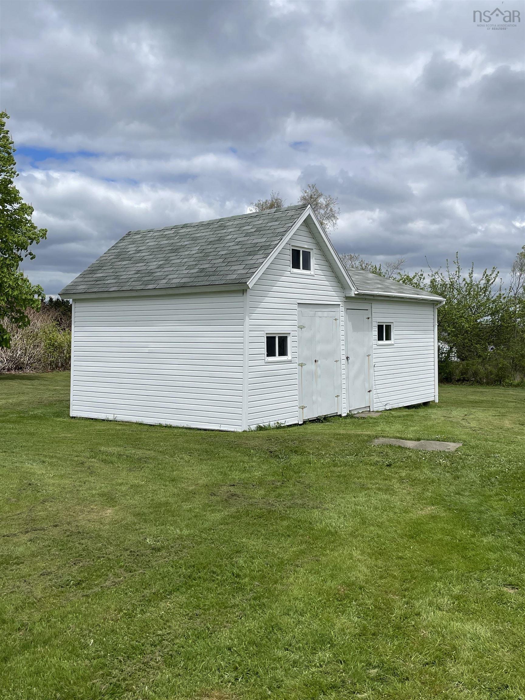 $179,000.00: 3623 Highway 308, Hubbards Point
