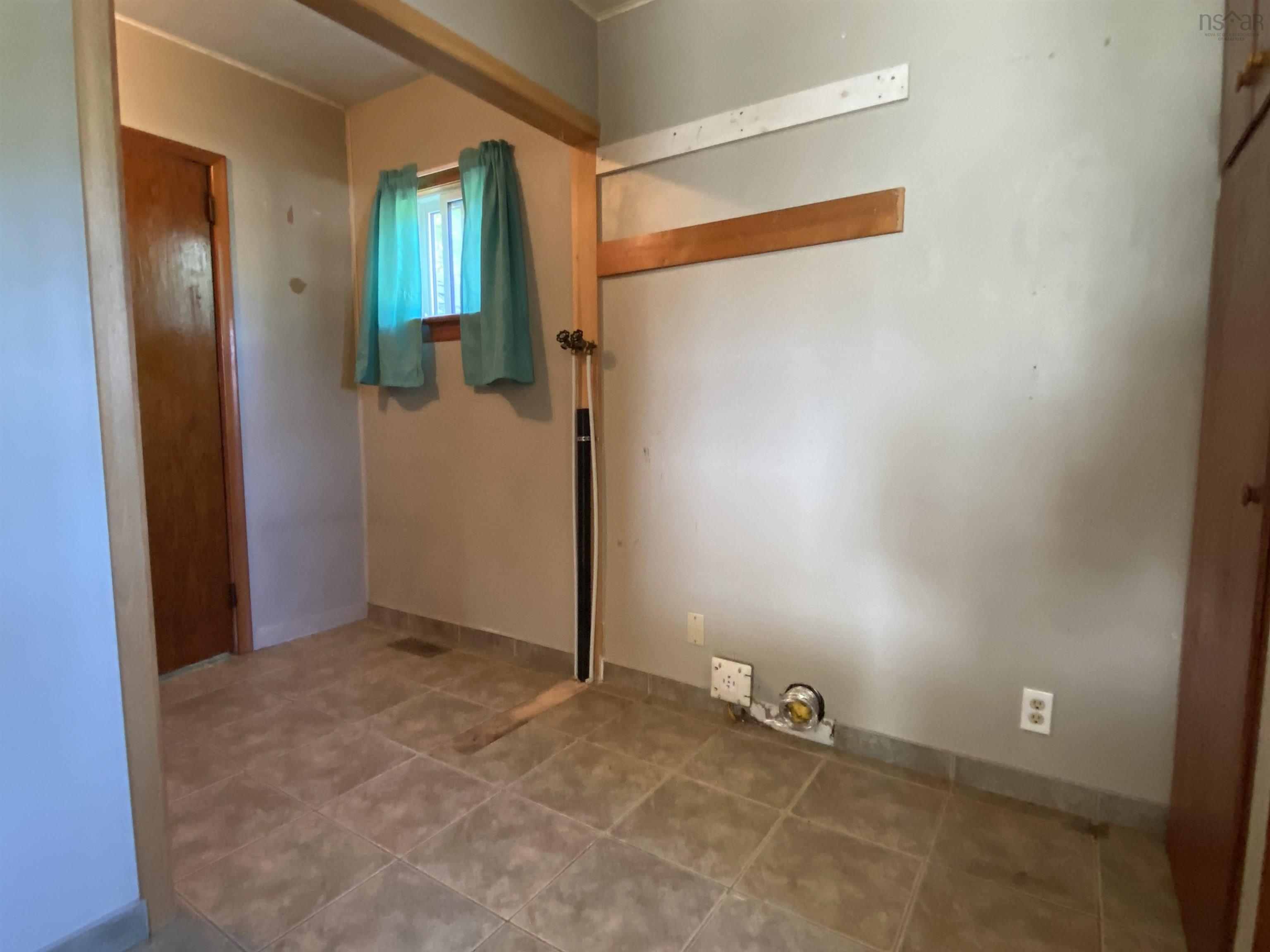 $299,000.00: 8394 Highway 3, Port Mouton