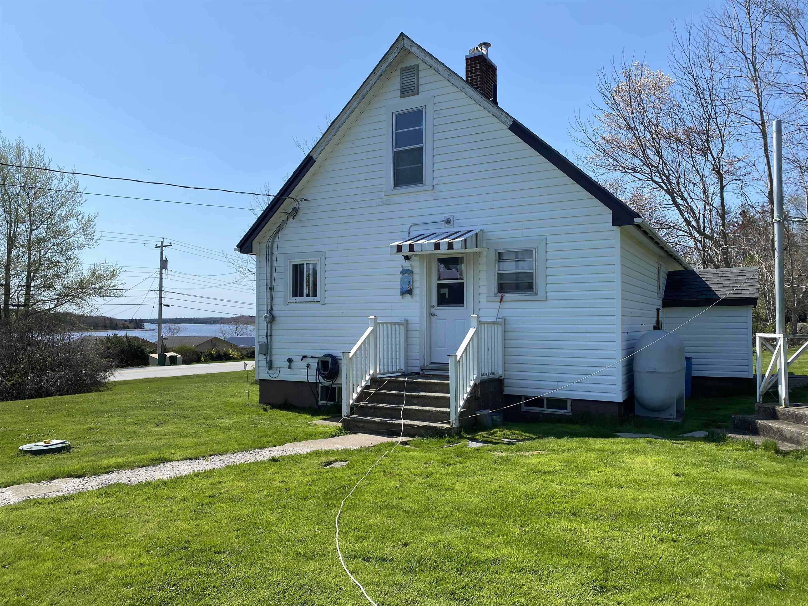$359,000.00: 8394 Highway 3, Port Mouton