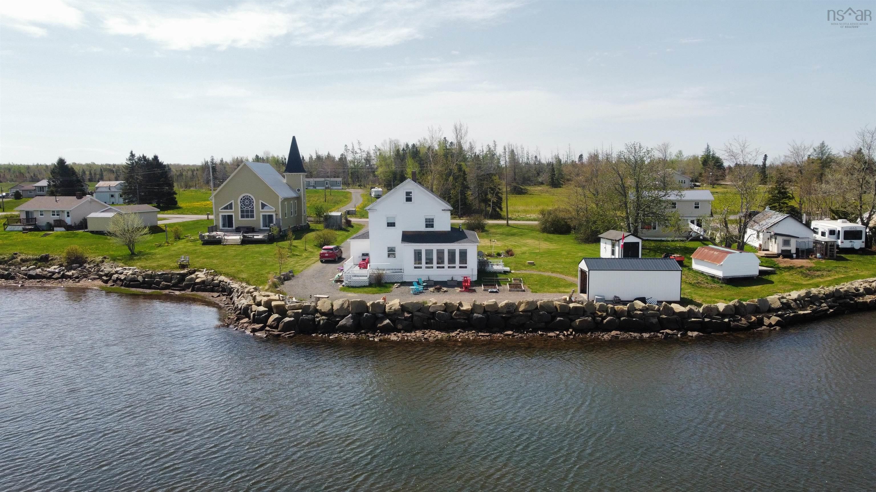 $499,900.00: 13291 Highway 6, Wallace Bridge
