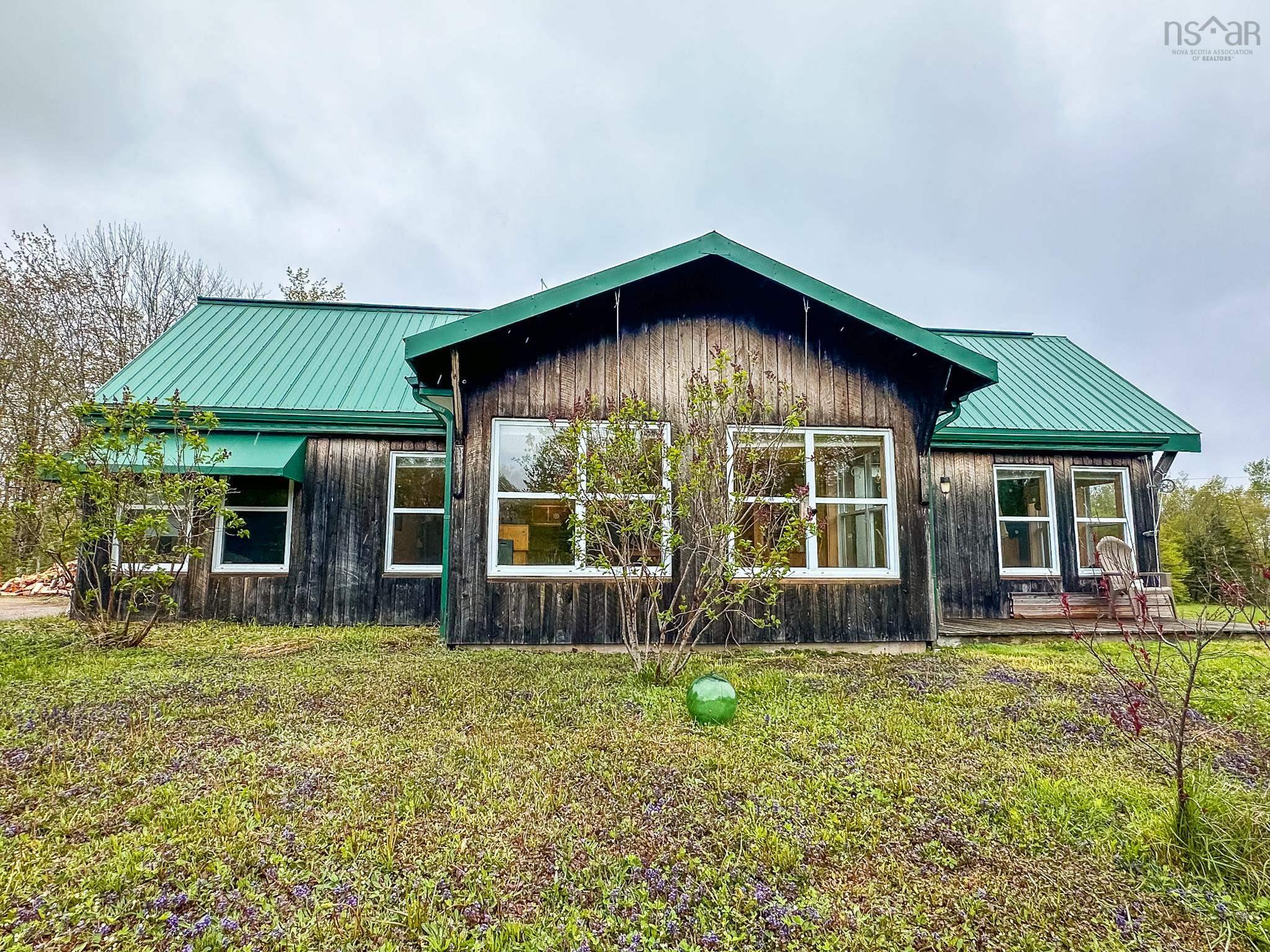 $547,000.00: 124 West Black Rock Road, West Black Rock