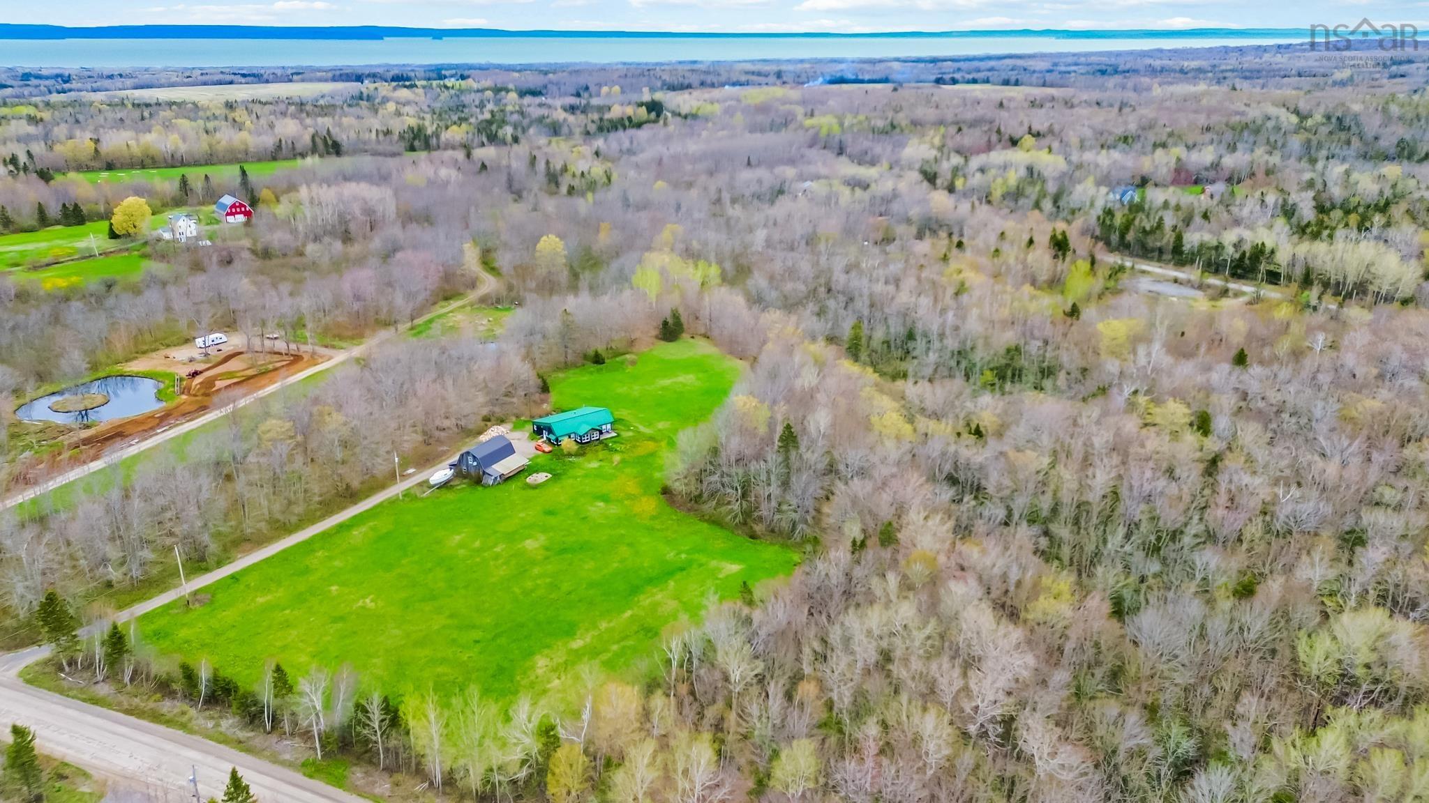 $547,000.00: 124 West Black Rock Road, West Black Rock
