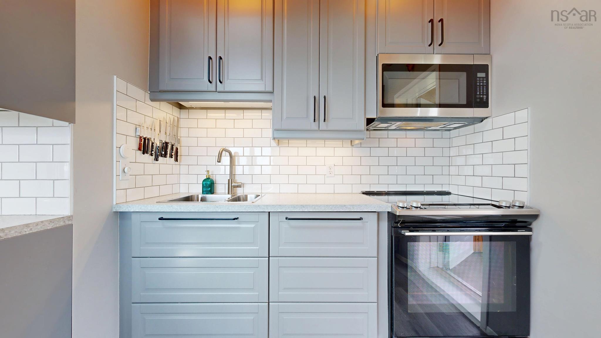 $649,999.00: 569 Long Cove Road, Port Medway