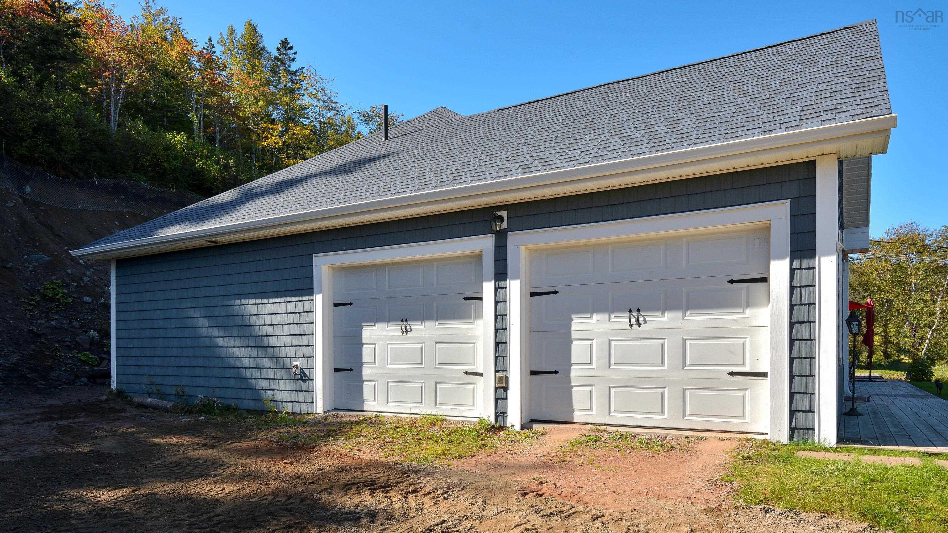 $599,900.00: 39170 CABOT TRAIL Road, Ingonish