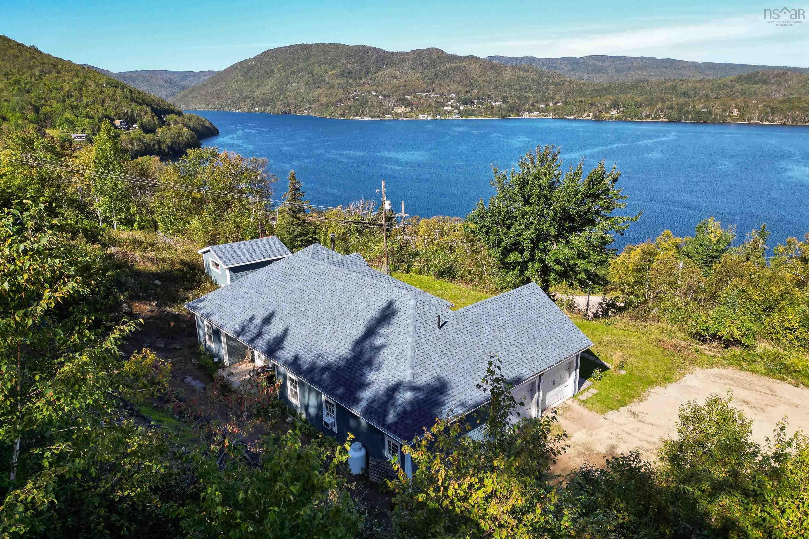 $599,900.00: 39170 CABOT TRAIL Road, Ingonish