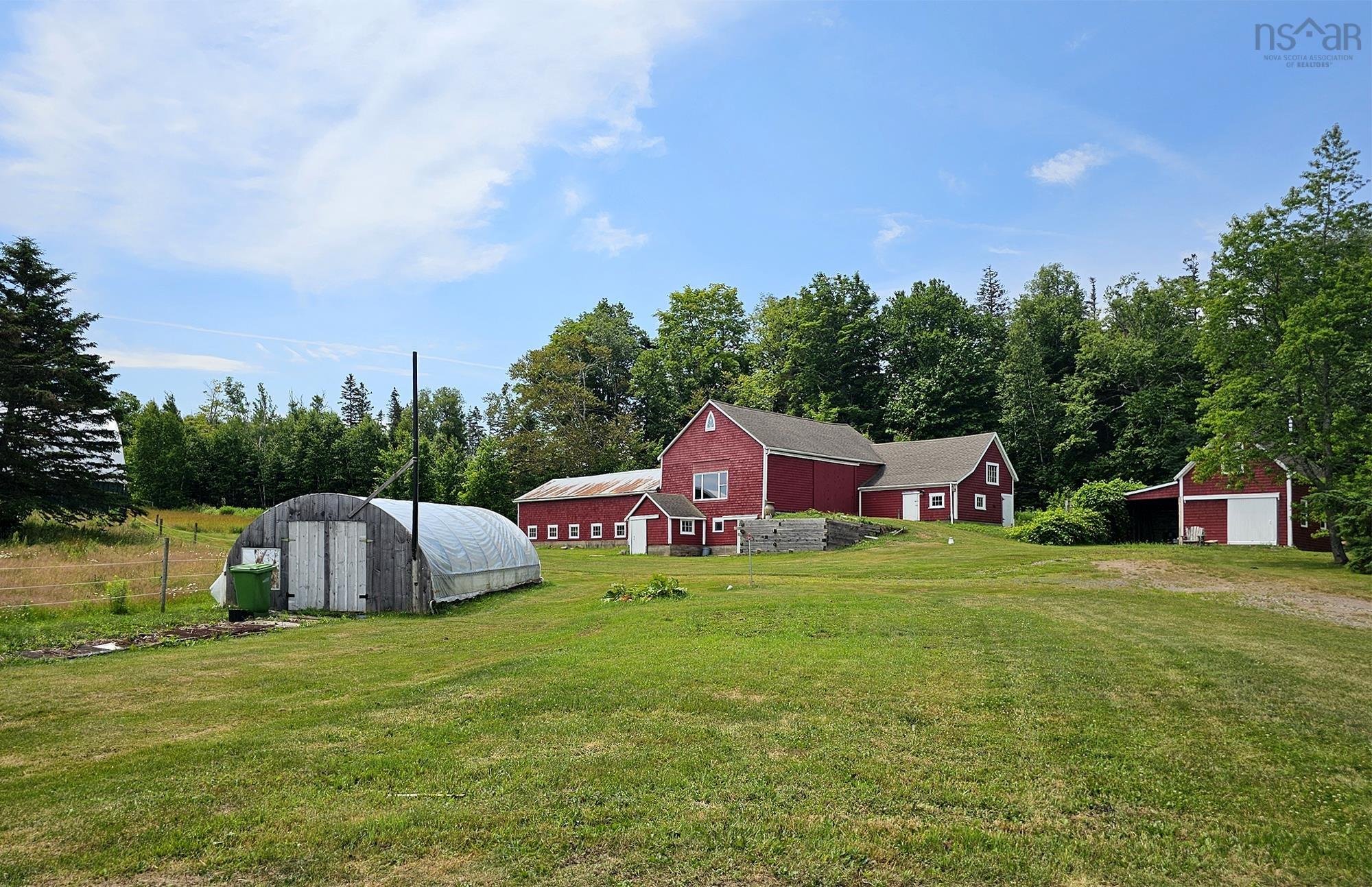 $849,000.00: 12812 Shore Road, Moshers Corner