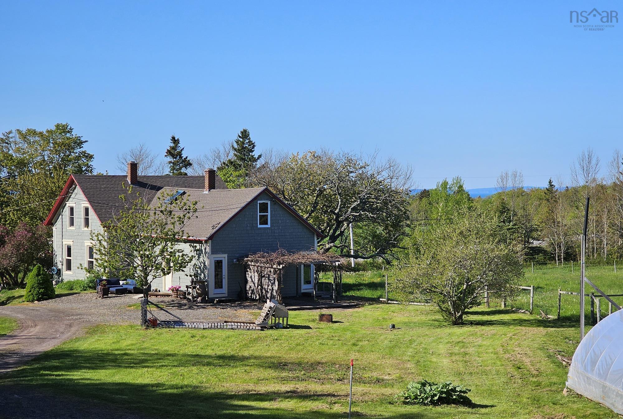 $849,000.00: 12812 Shore Road, Moshers Corner