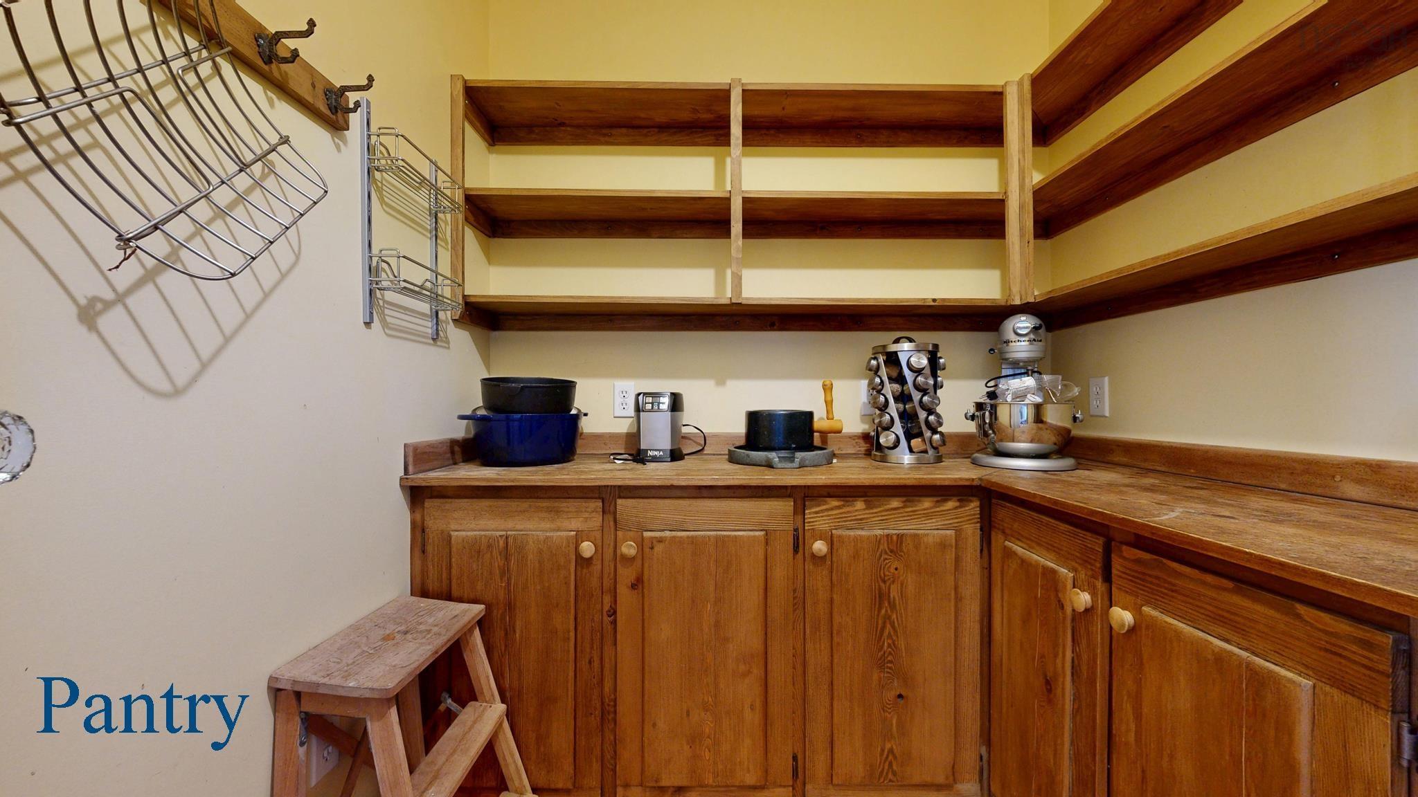 $849,000.00: 12812 Shore Road, Moshers Corner