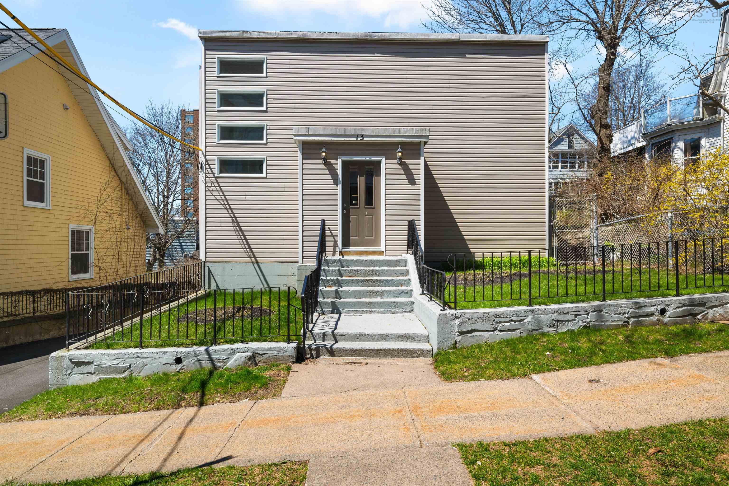 13 North Street, Dartmouth, NS (MLS® 202511921)