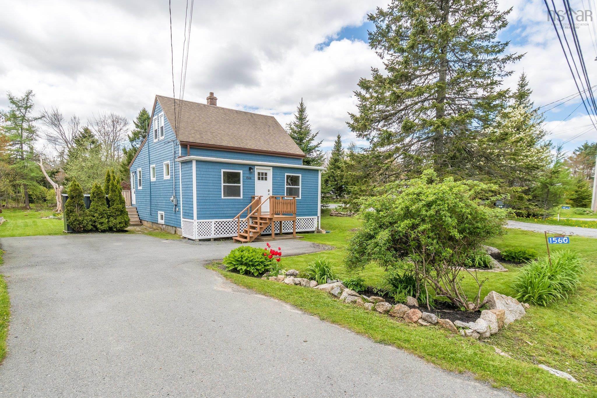$379,900.00: 1560 St Margarets Bay Road, Lakeside