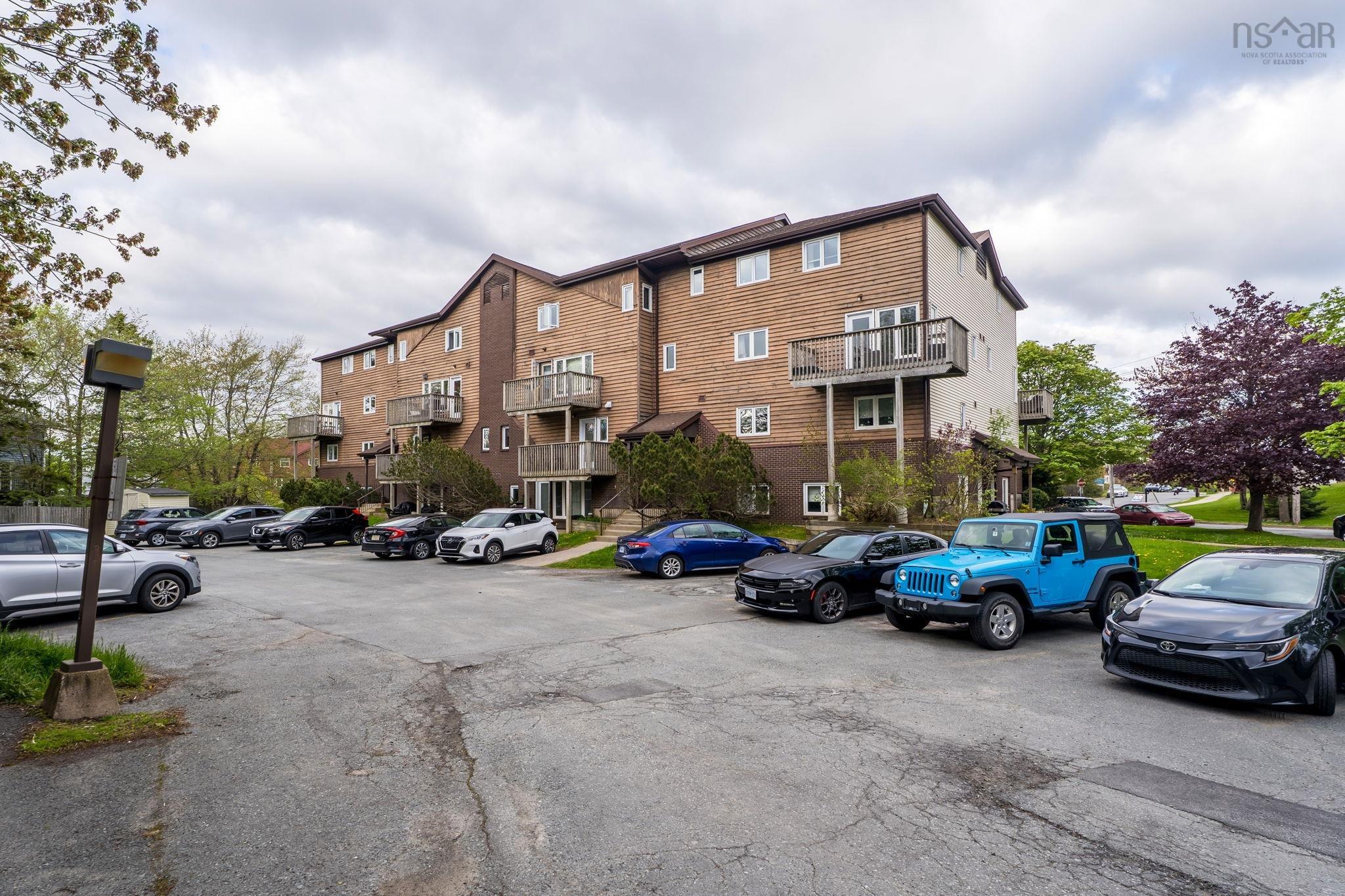 $359,900.00: 205 203 Ross Street, Halifax