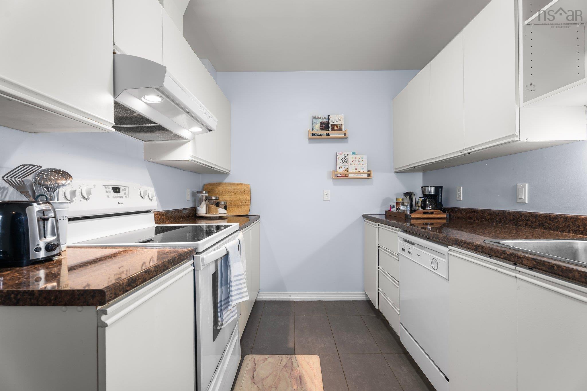 $359,900.00: 205 203 Ross Street, Halifax