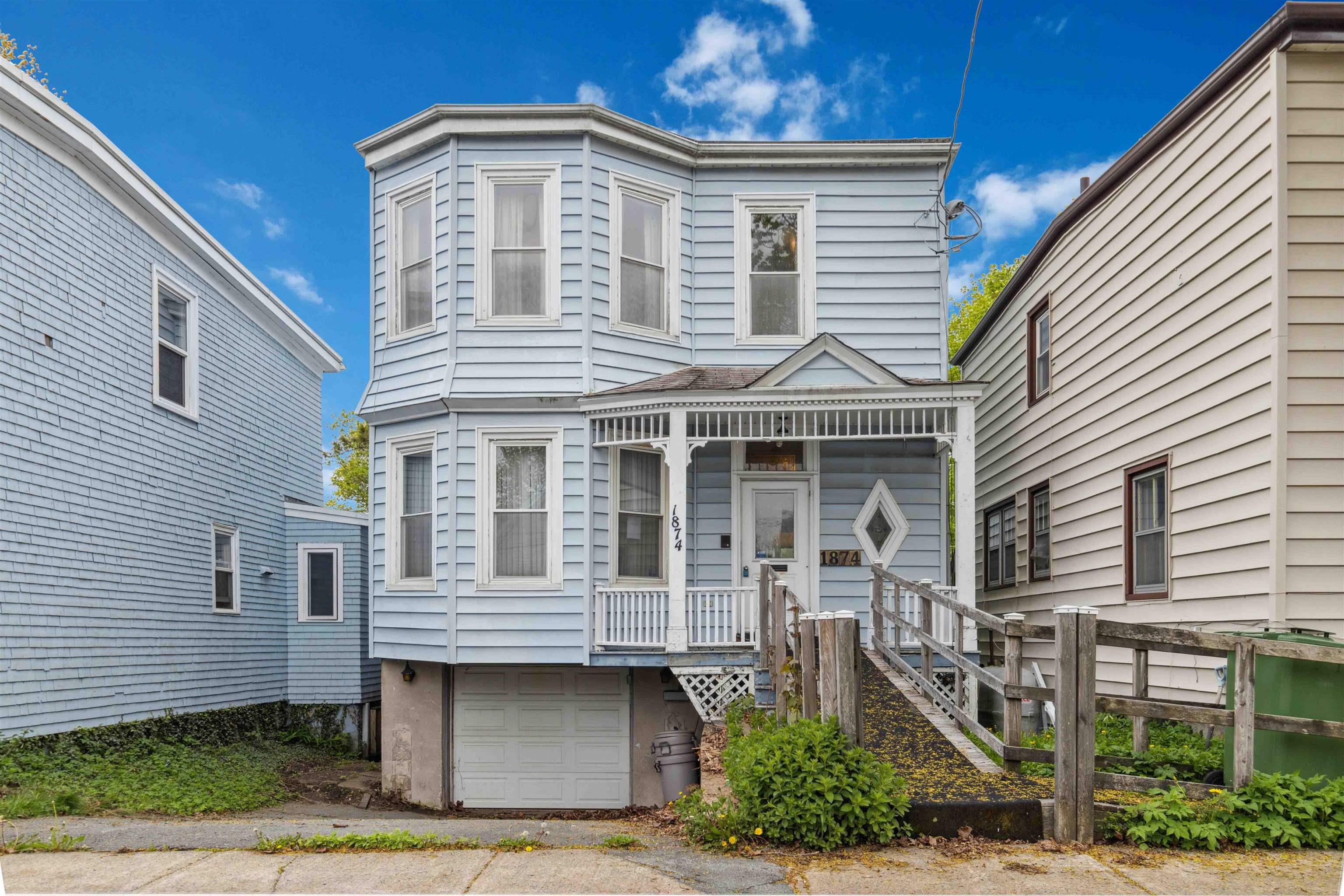 $1,500,000.00: 1874 & 1878 Seldon Street, Halifax